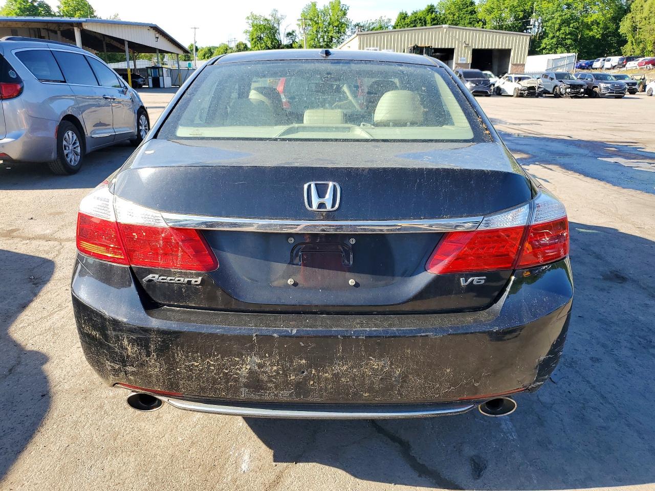 2013 Honda Accord Black vin: 1HGCR3F89DA011565