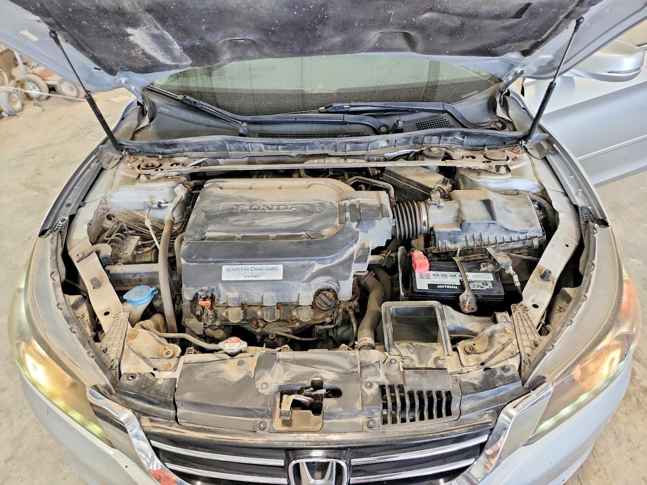 2013 Honda Accord Exl Серебряный vin: 1HGCR3F89DA043352