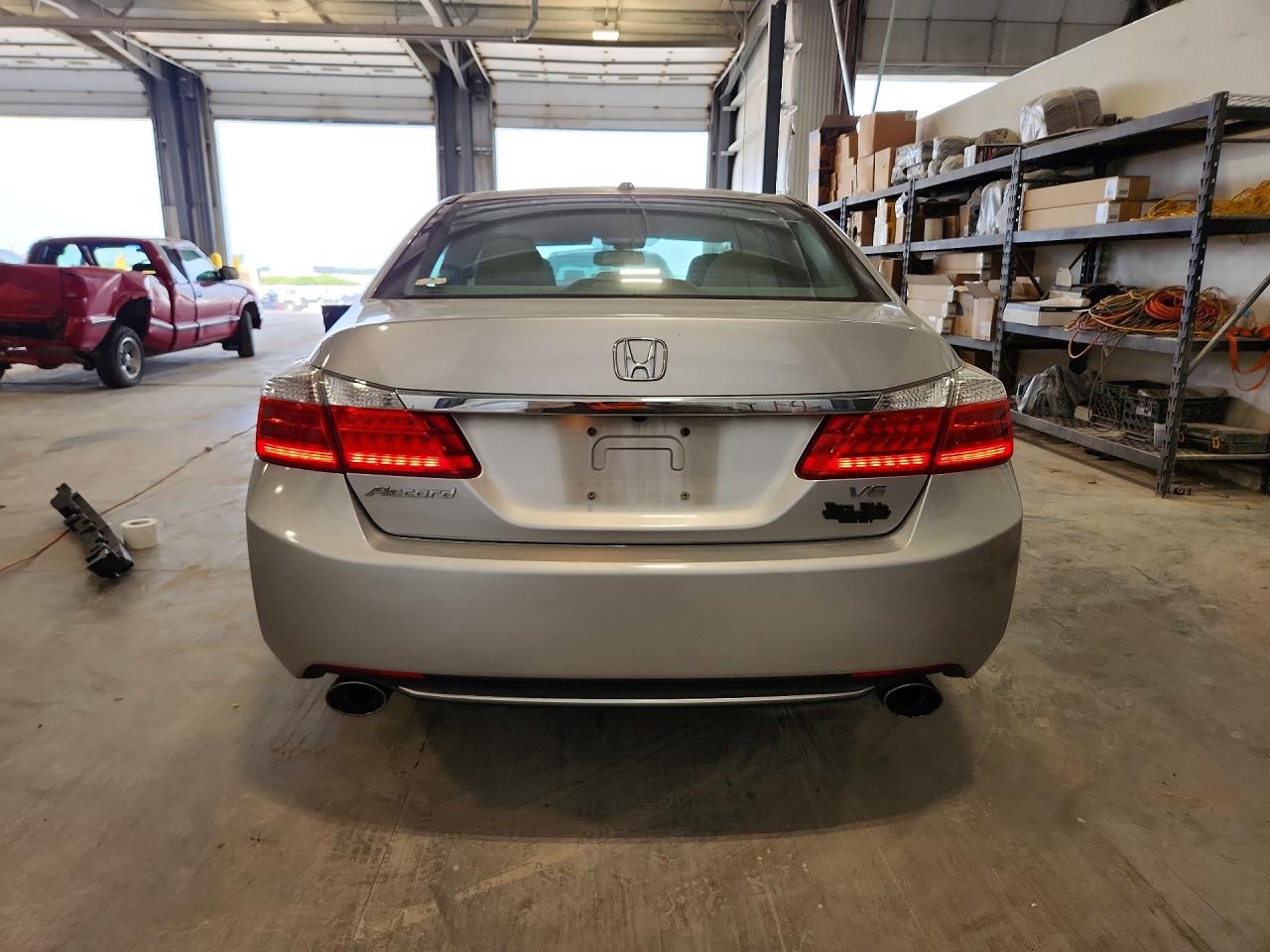 2013 Honda Accord Exl Серебряный vin: 1HGCR3F89DA043352