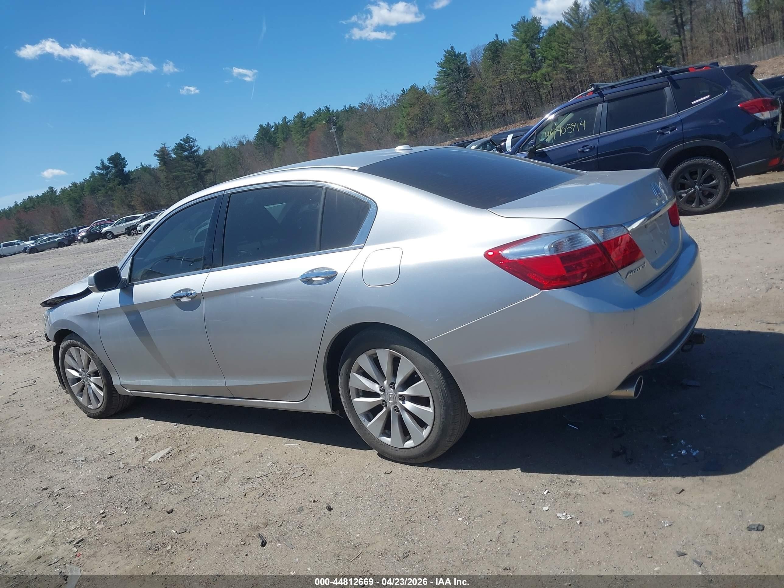 2015 Honda Accord Ex-l V-6 Silver vin: 1HGCR3F89FA023783