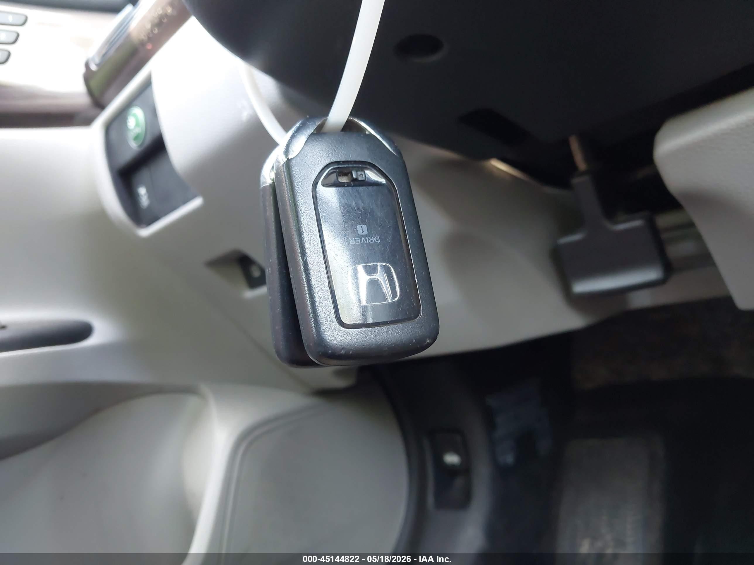 2016 Honda Accord Ex-l V-6 Blue vin: 1HGCR3F89GA019587