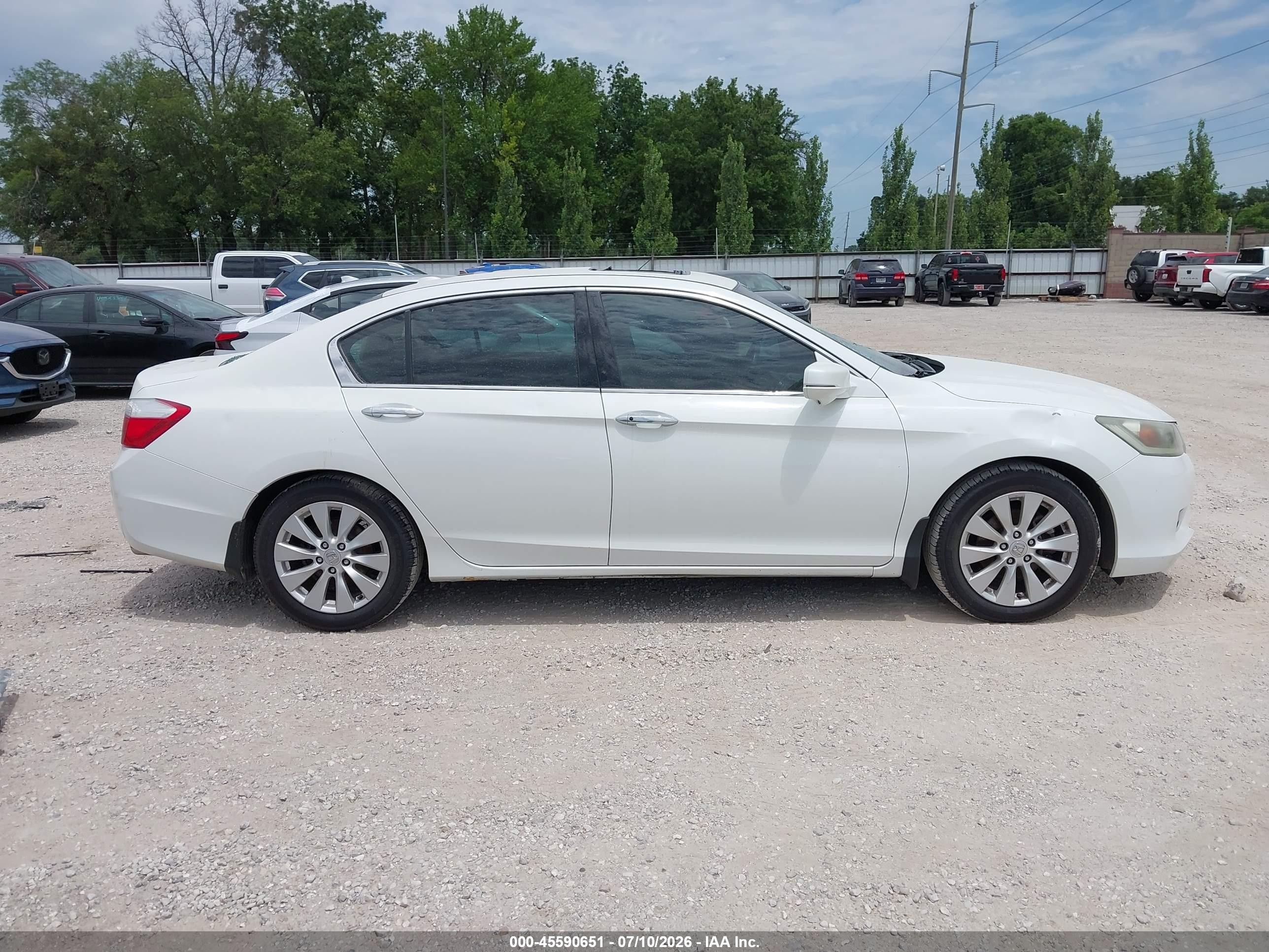2013 Honda Accord Ex-l V-6 White vin: 1HGCR3F8XDA013079