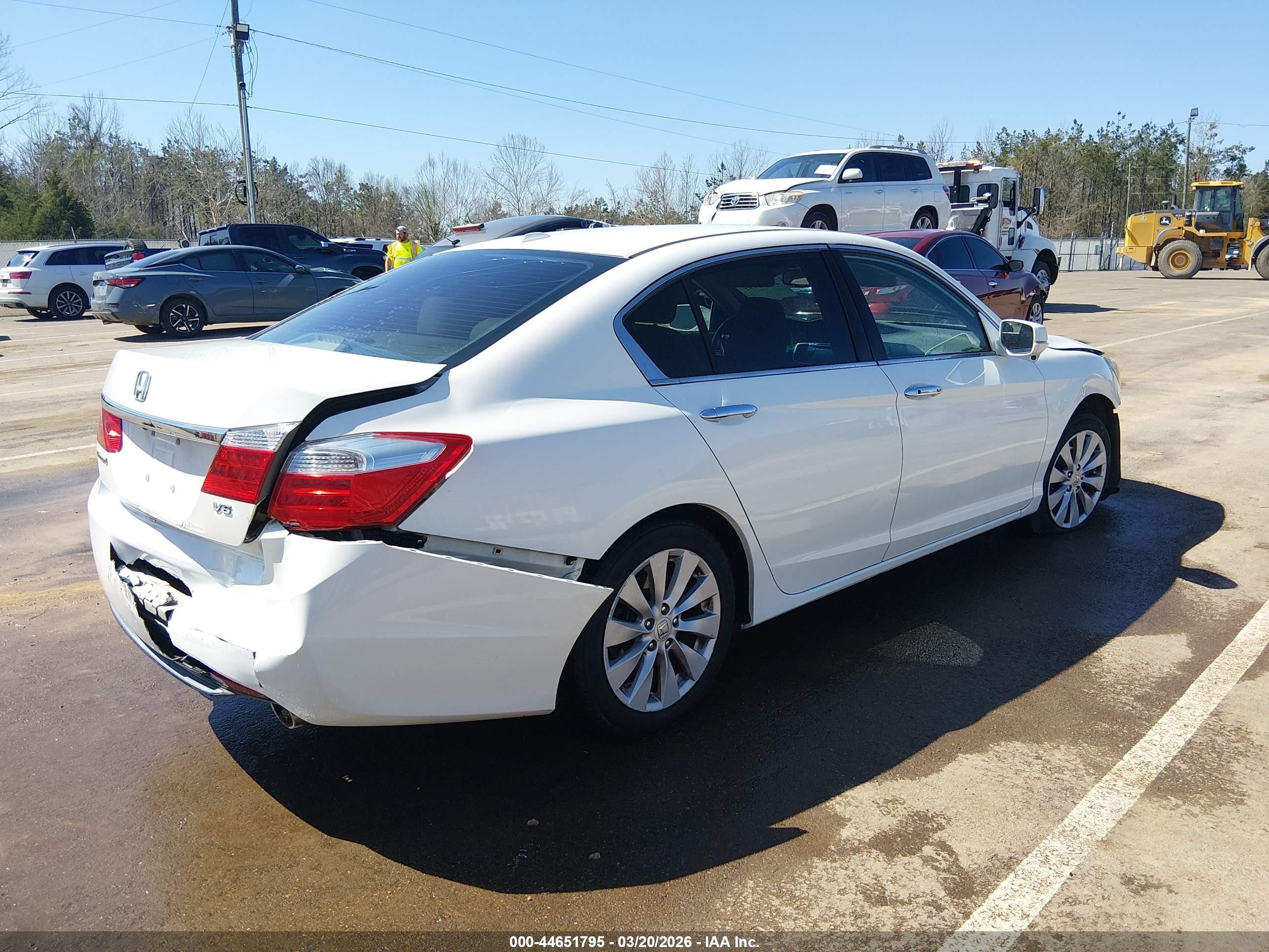2013 Honda Accord Ex-l V-6 White vin: 1HGCR3F8XDA025460