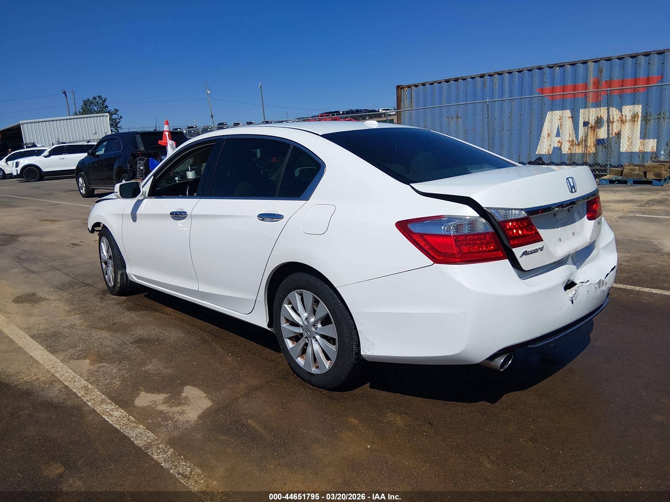 2013 Honda Accord Ex-l V-6 White vin: 1HGCR3F8XDA025460