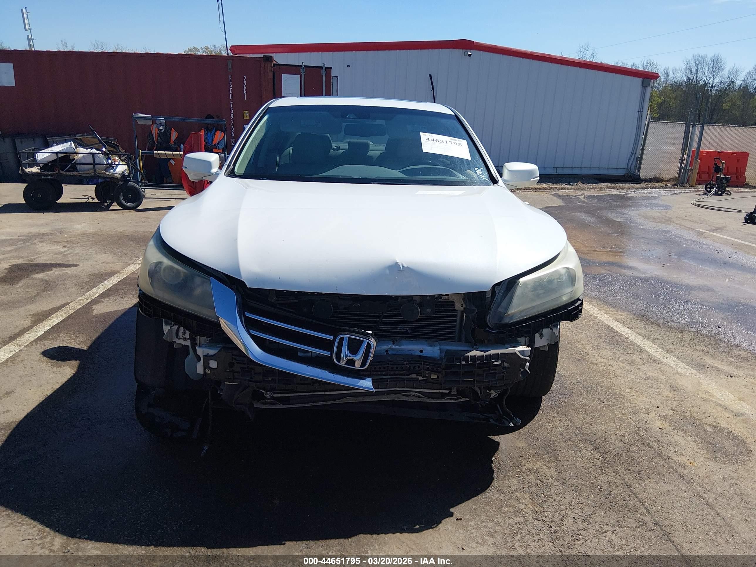 2013 Honda Accord Ex-l V-6 White vin: 1HGCR3F8XDA025460
