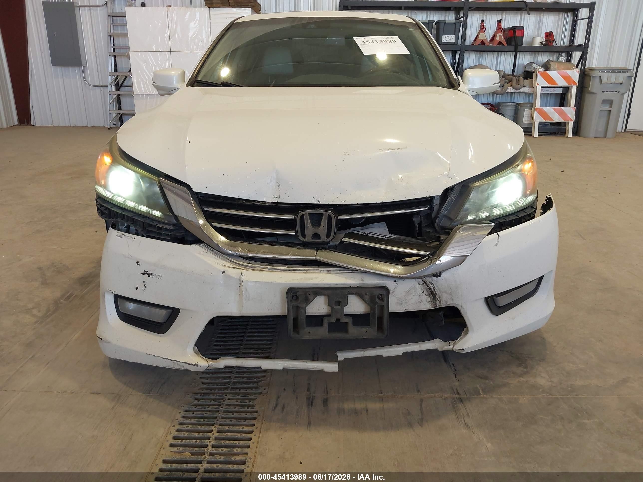 2014 Honda Accord Ex-l V-6 White vin: 1HGCR3F8XEA036282