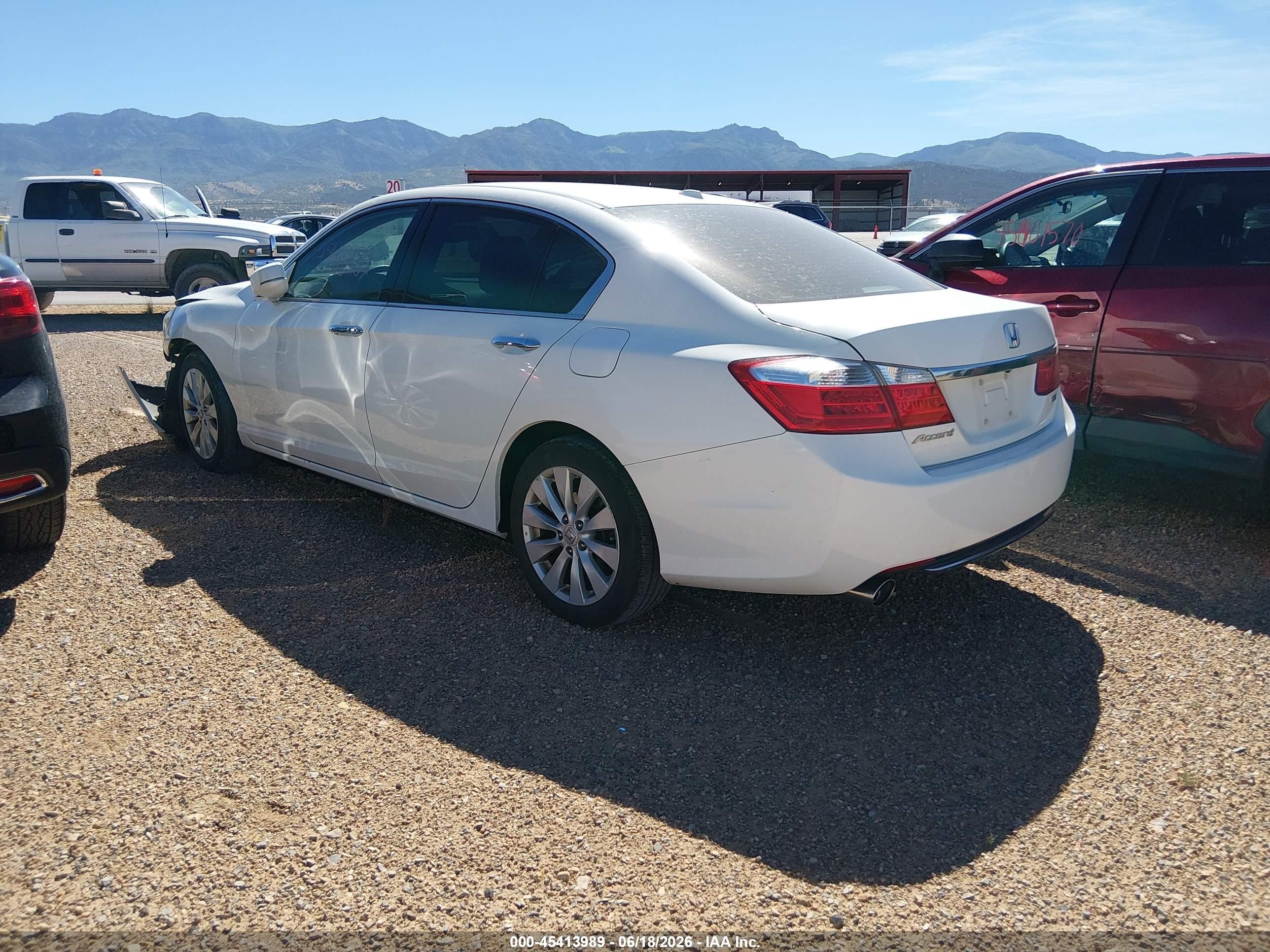 2014 Honda Accord Ex-l V-6 White vin: 1HGCR3F8XEA036282