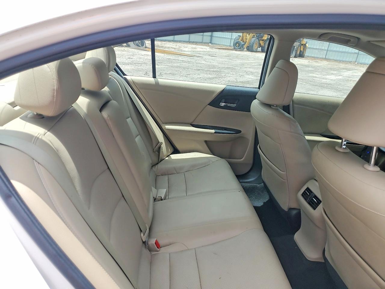 2015 Honda Accord Exl White vin: 1HGCR3F8XFA007124