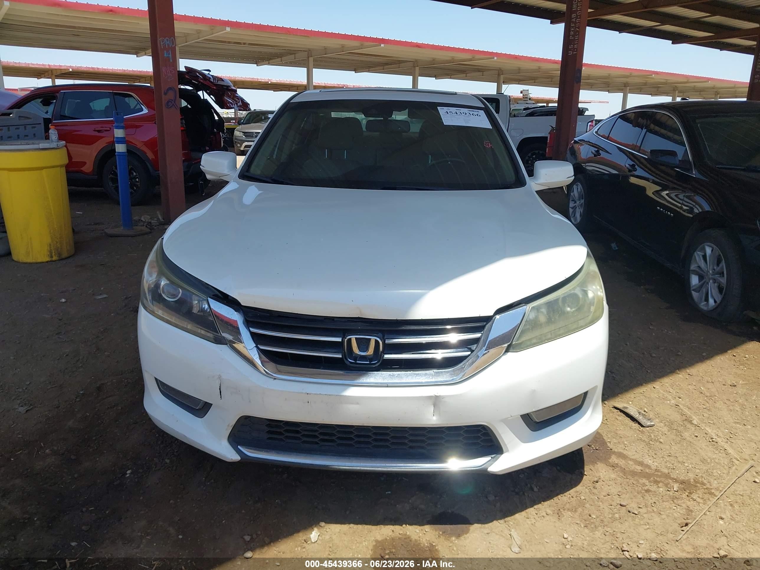 2015 Honda Accord Ex-l V-6 White vin: 1HGCR3F8XFA019550