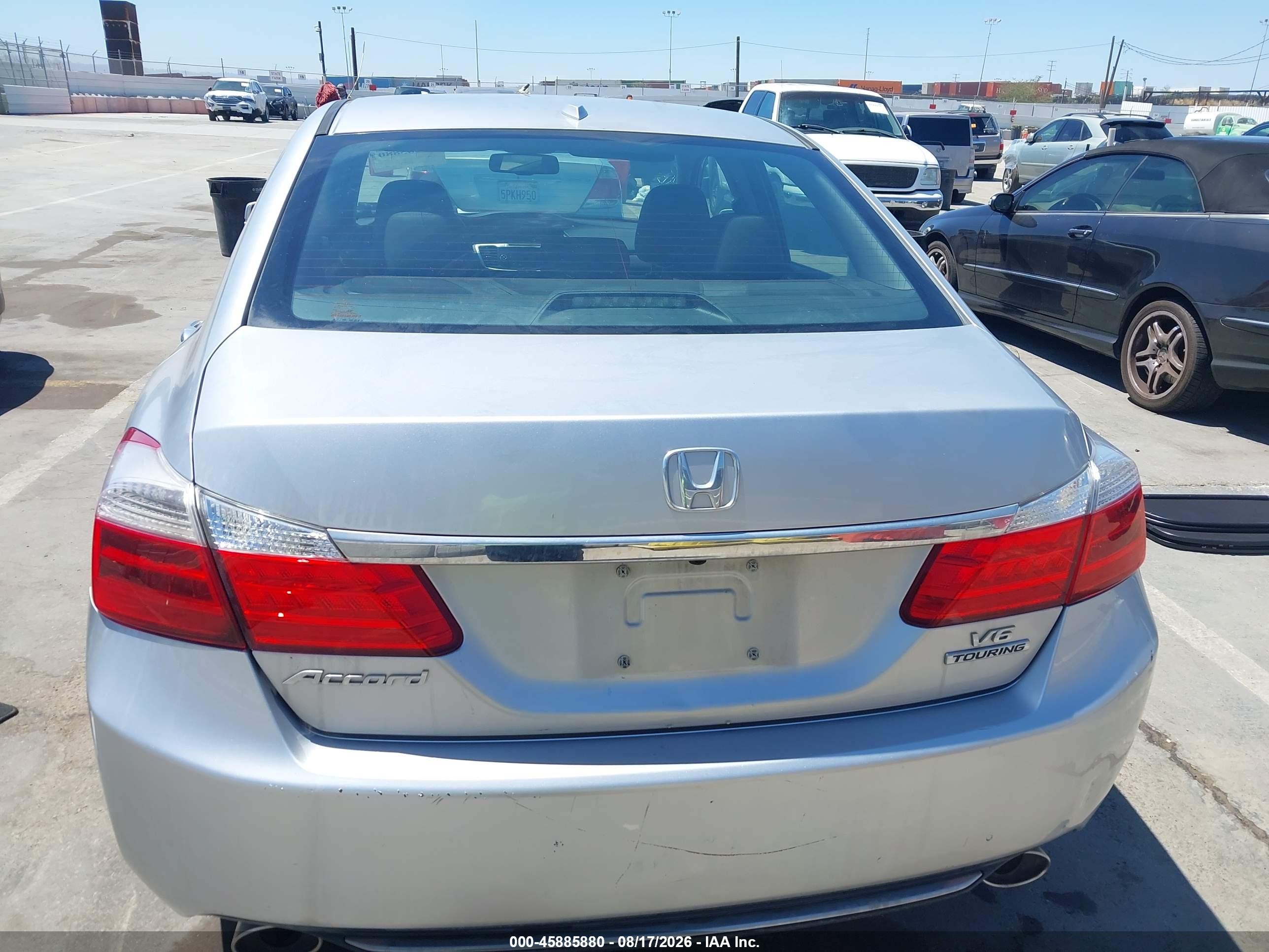 2013 Honda Accord Touring Silver vin: 1HGCR3F90DA039439