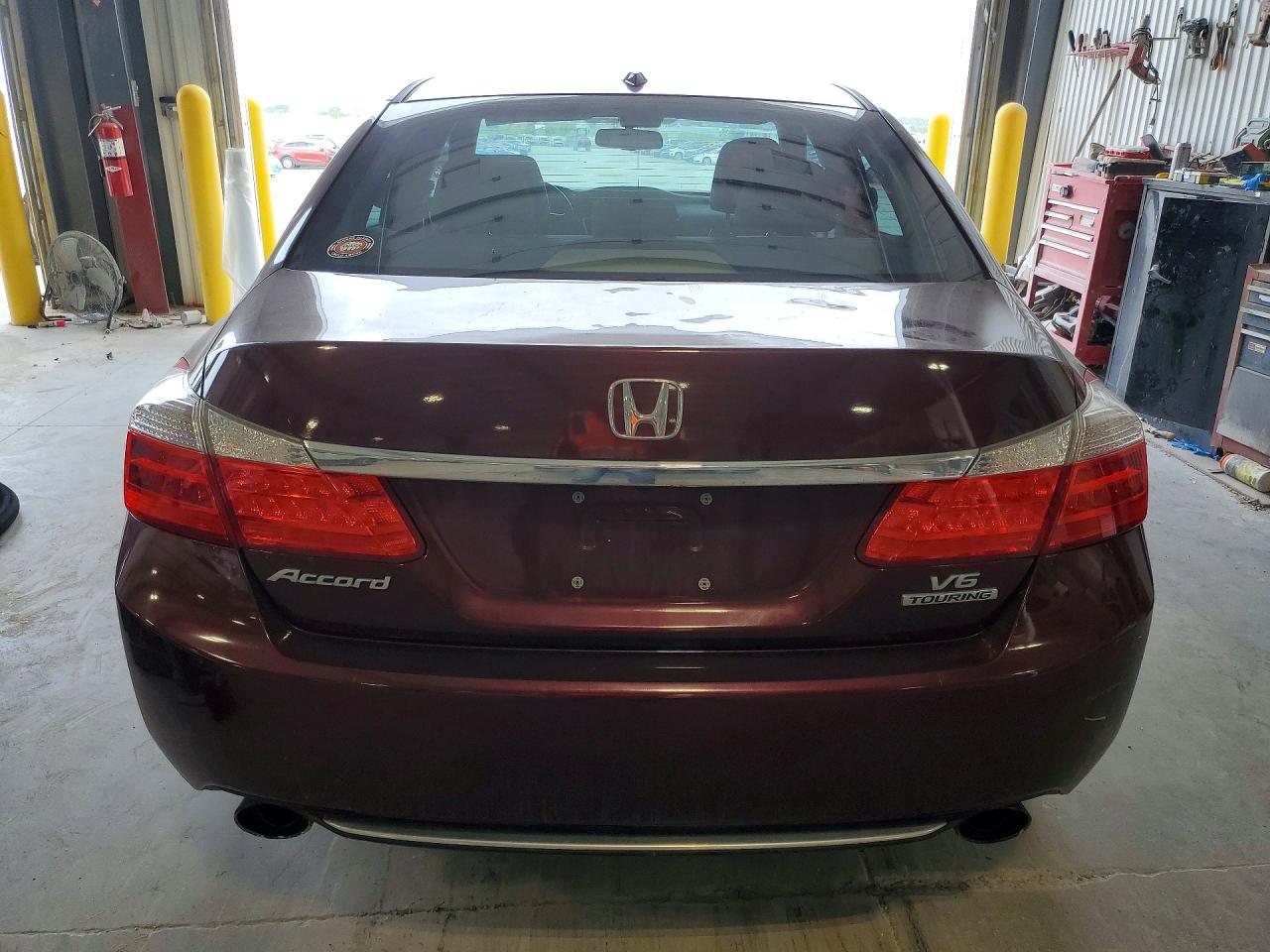 2013 Honda Accord Touring Темно-бордовый vin: 1HGCR3F91DA032810
