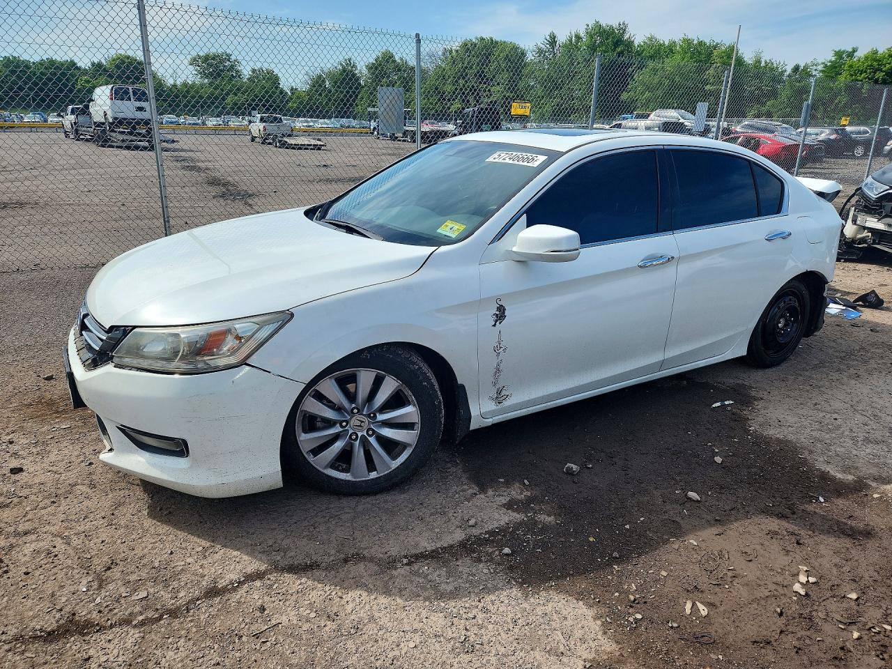 2015 Honda Accord Touring White vin: 1HGCR3F91FA013547