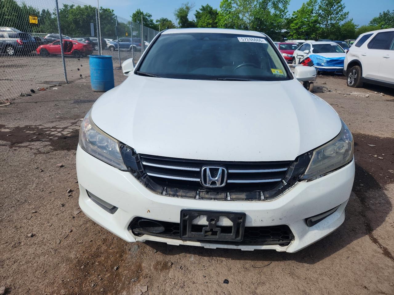 2015 Honda Accord Touring White vin: 1HGCR3F91FA013547