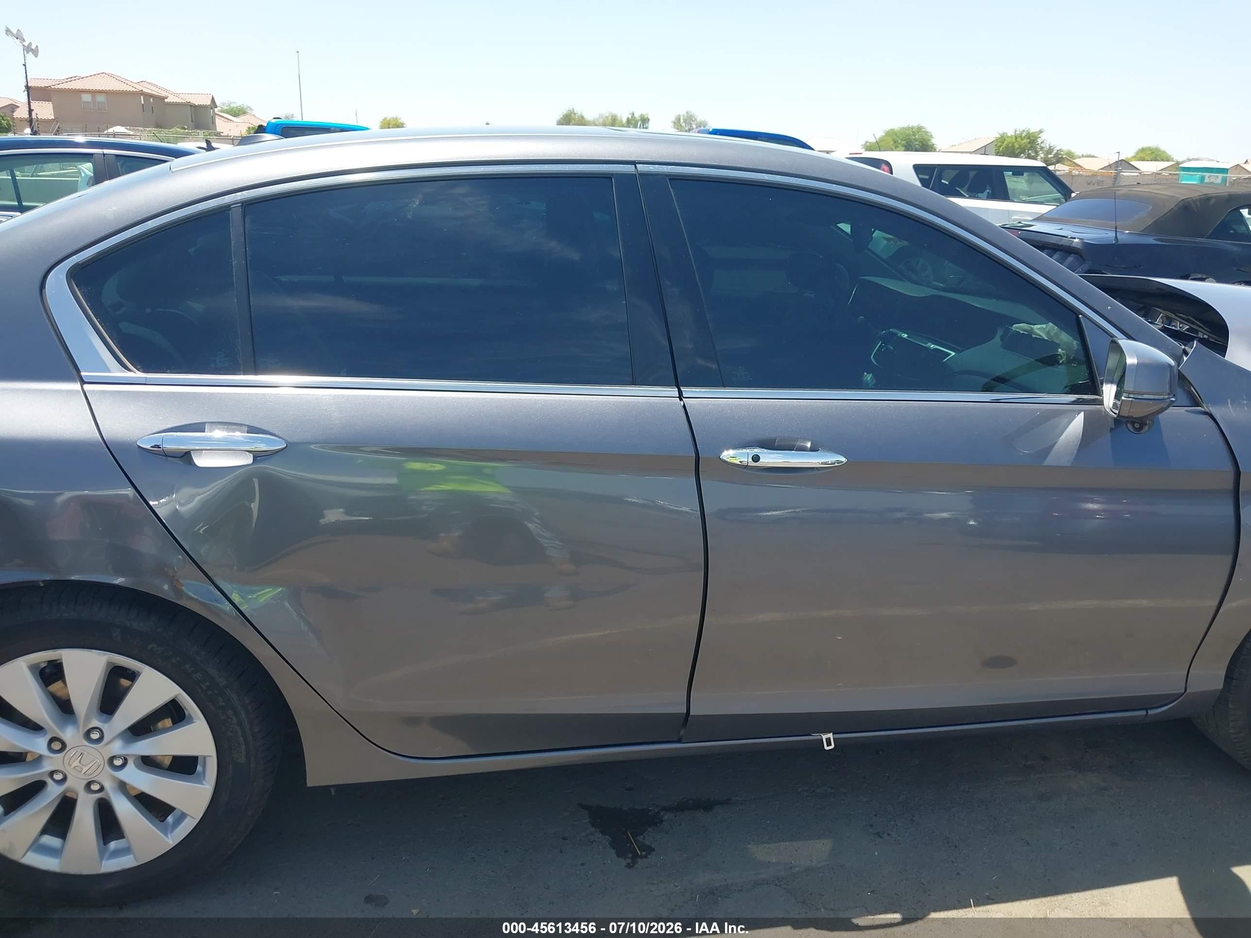 2013 Honda Accord Touring Gray vin: 1HGCR3F92DA025266