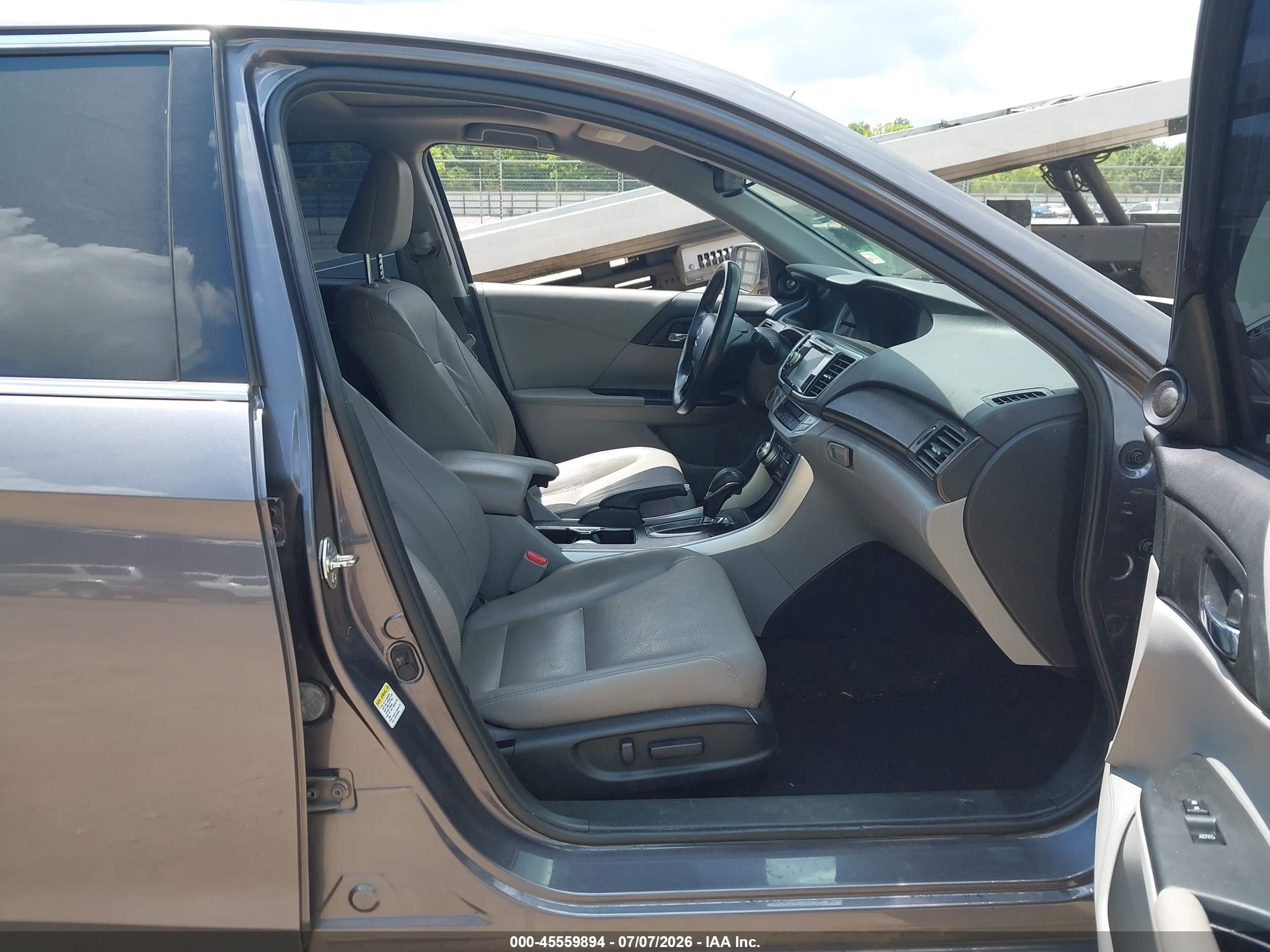 2014 Honda Accord Touring Gray vin: 1HGCR3F92EA031893