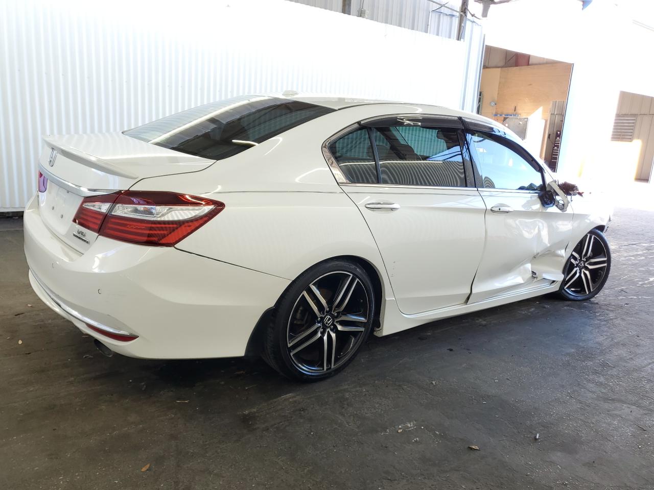 2016 Honda Accord Touring White vin: 1HGCR3F92GA015082 Damage: Right Rear Door, Scraped, 3 To 4 Inches