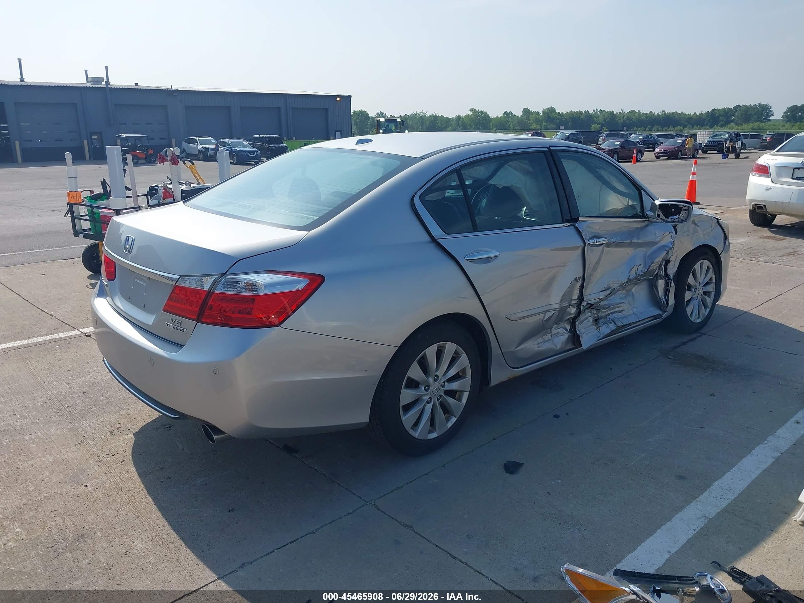 2013 Honda Accord Touring Silver vin: 1HGCR3F93DA033781