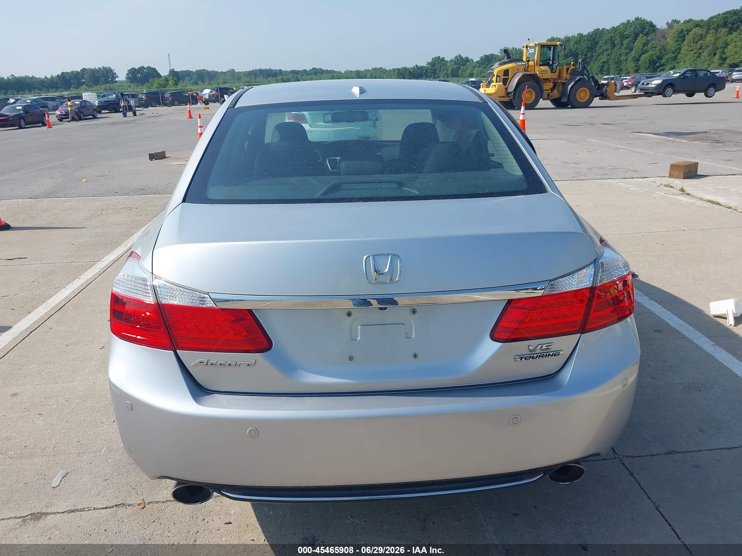 2013 Honda Accord Touring Silver vin: 1HGCR3F93DA033781