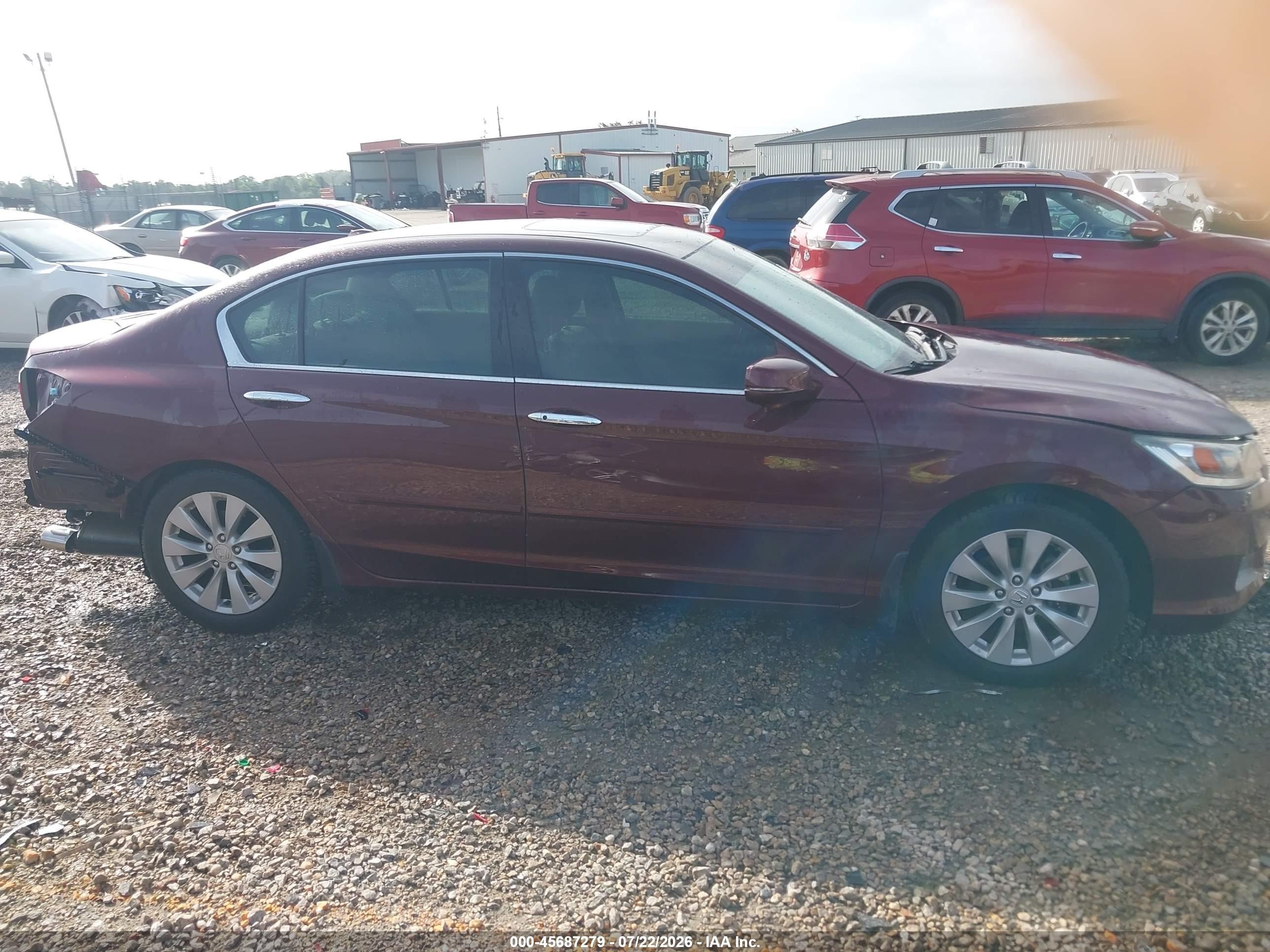 2013 Honda Accord Touring Burgundy vin: 1HGCR3F93DA047454