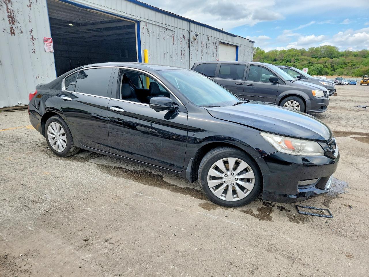 2015 Honda Accord Touring Black vin: 1HGCR3F93FA012397