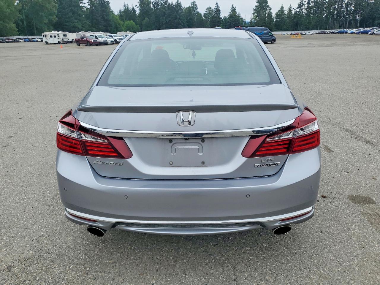 2017 Honda Accord Touring Серебряный vin: 1HGCR3F93HA039571