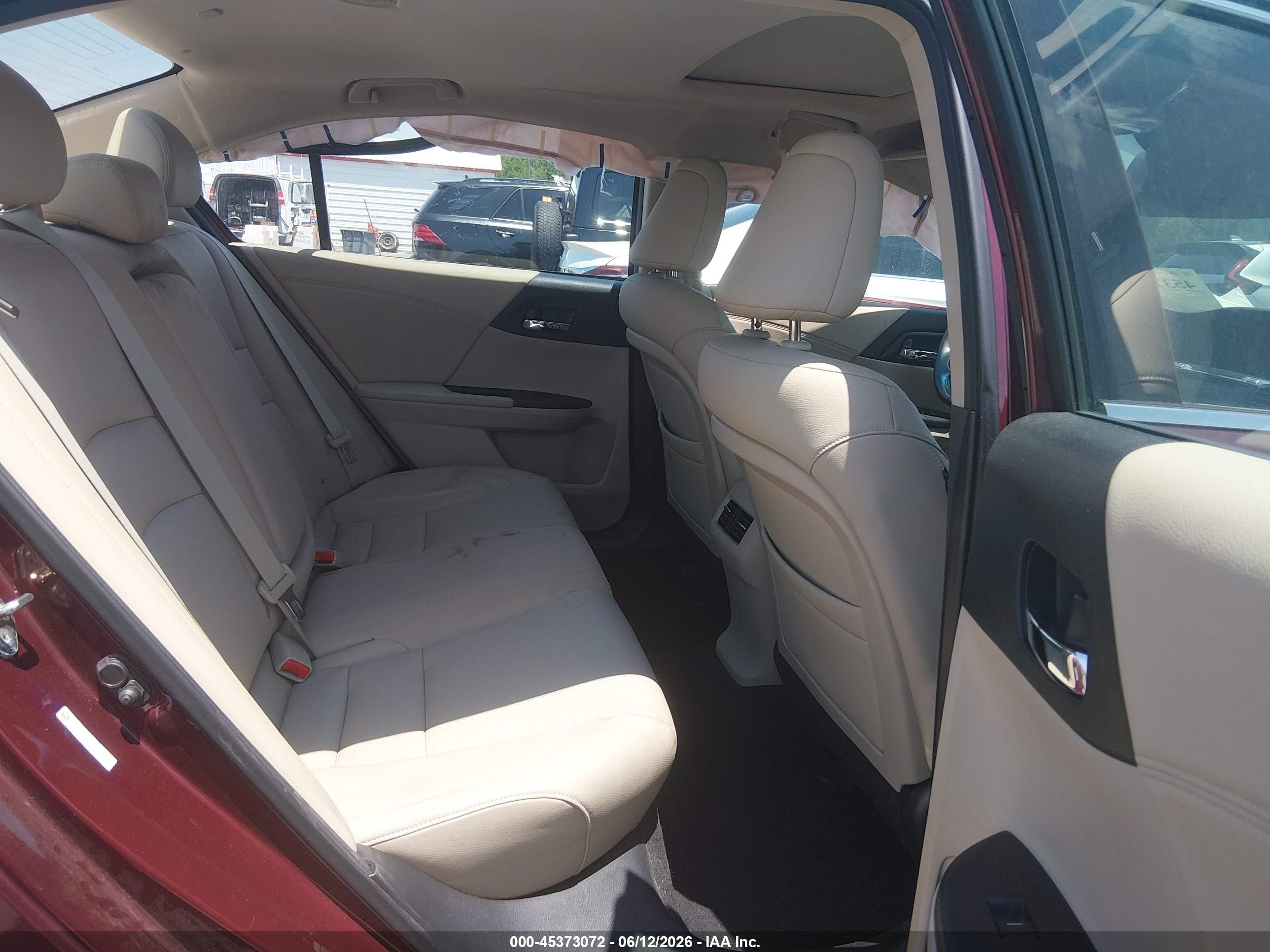 2013 Honda Accord Touring Maroon vin: 1HGCR3F94DA022949