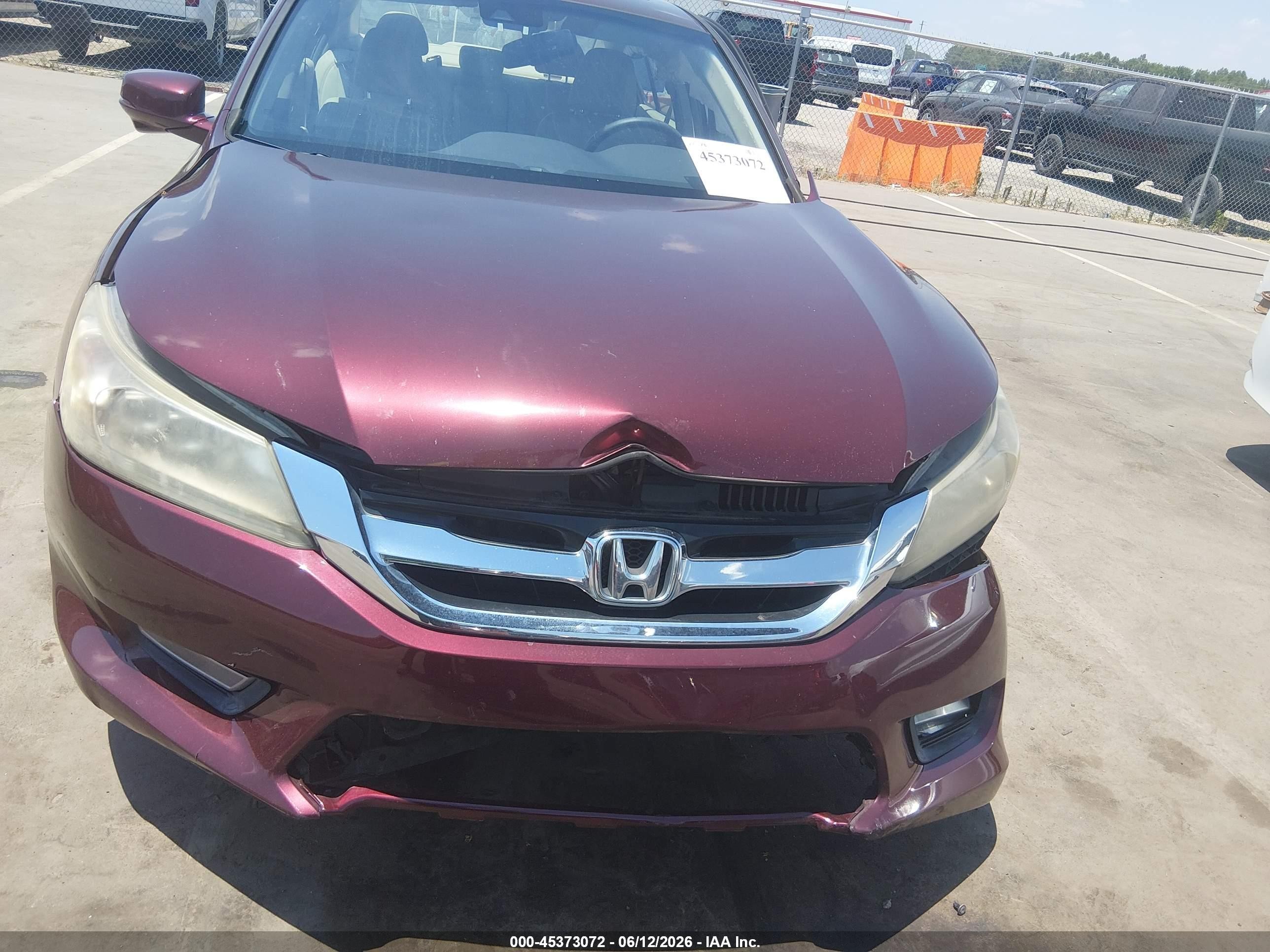 2013 Honda Accord Touring Maroon vin: 1HGCR3F94DA022949
