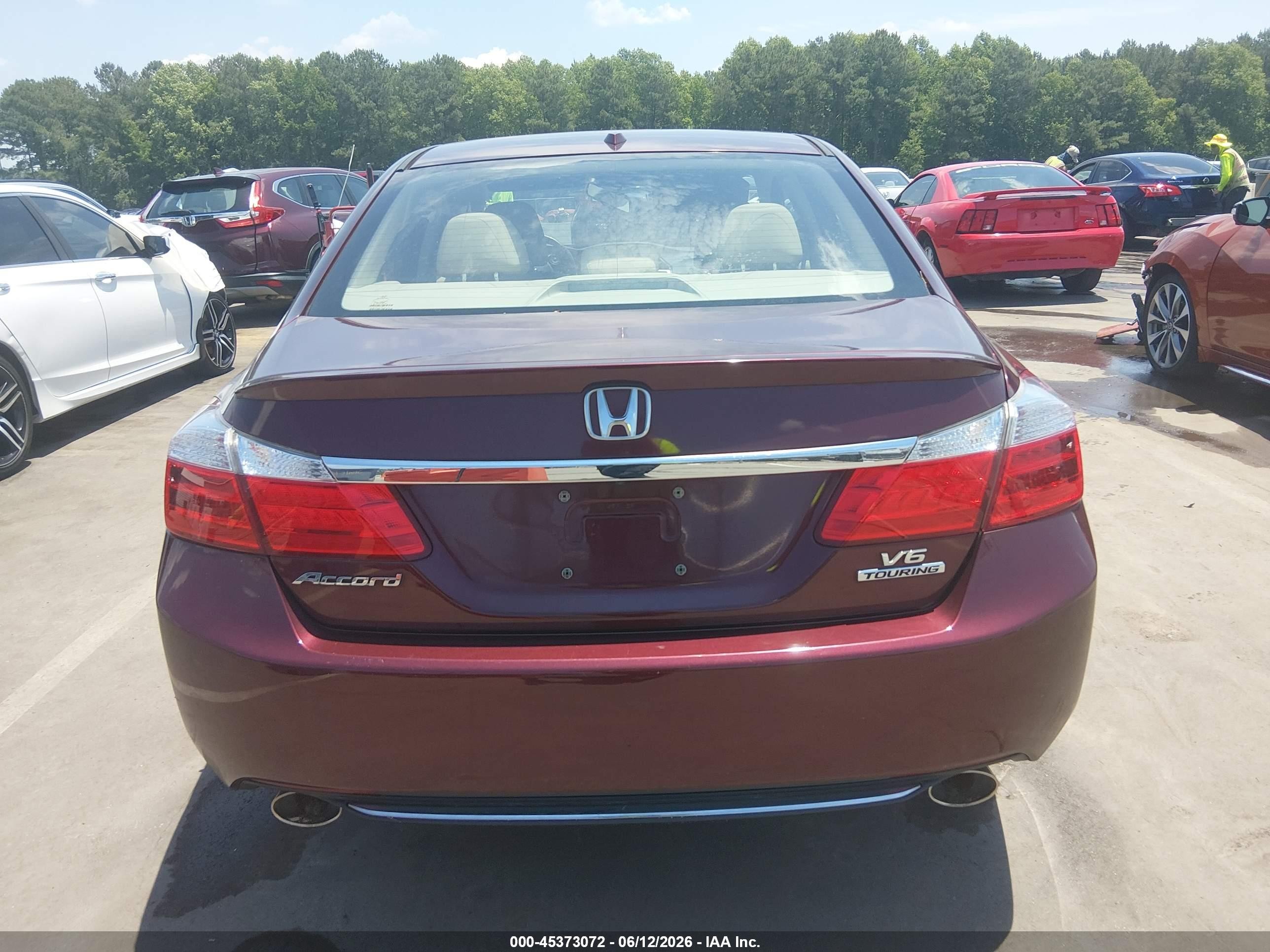 2013 Honda Accord Touring Maroon vin: 1HGCR3F94DA022949