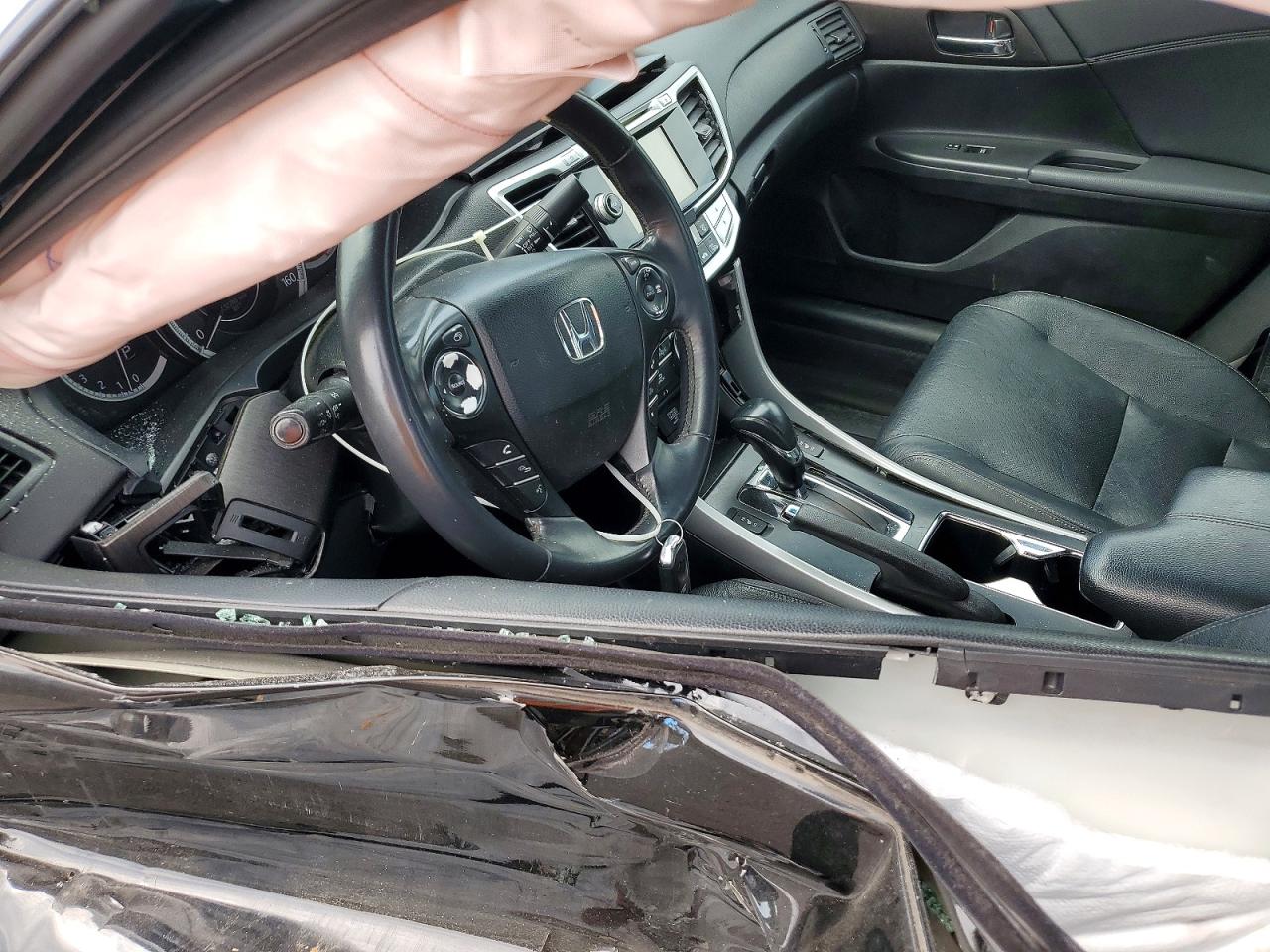 2013 Honda Accord Touring Black vin: 1HGCR3F94DA025639
