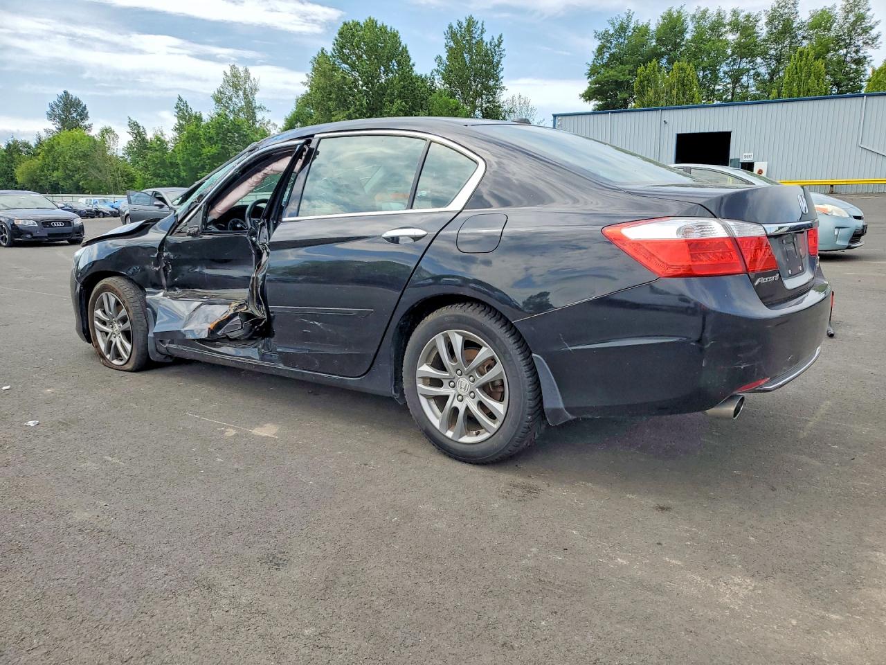 2013 Honda Accord Touring Black vin: 1HGCR3F94DA025639