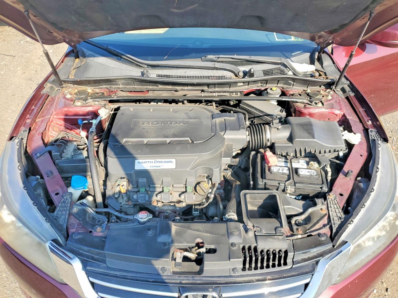 2013 Honda Accord Touring Burgundy vin: 1HGCR3F94DA038567