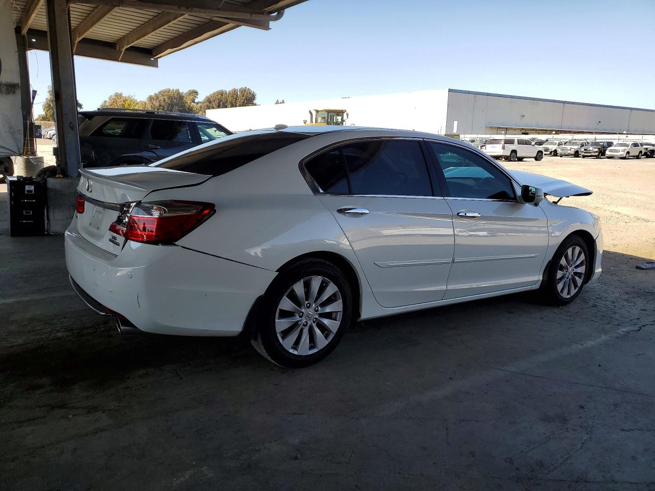 2014 Honda Accord Touring White vin: 1HGCR3F94EA036626
