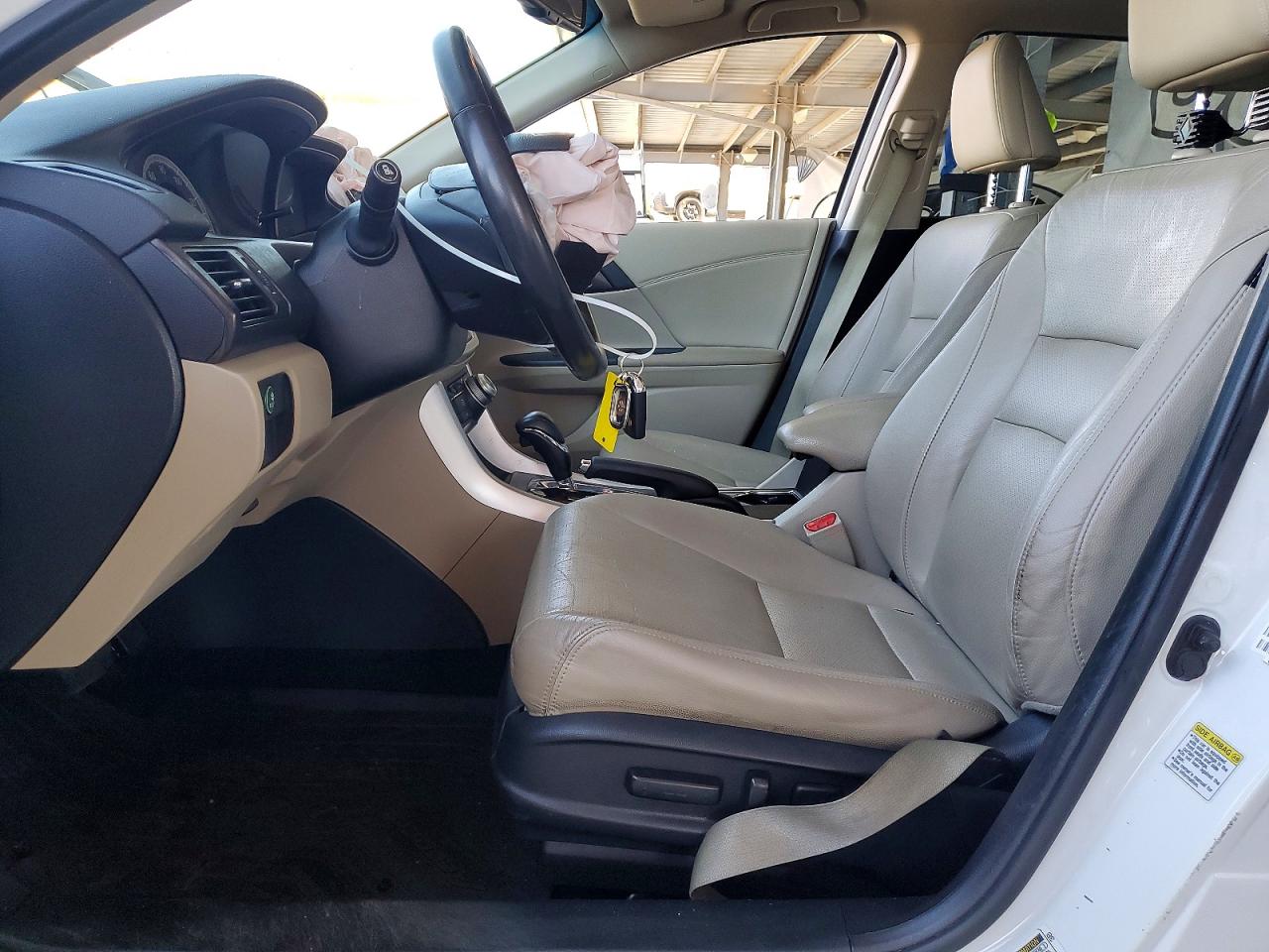 2014 Honda Accord Touring White vin: 1HGCR3F94EA036626