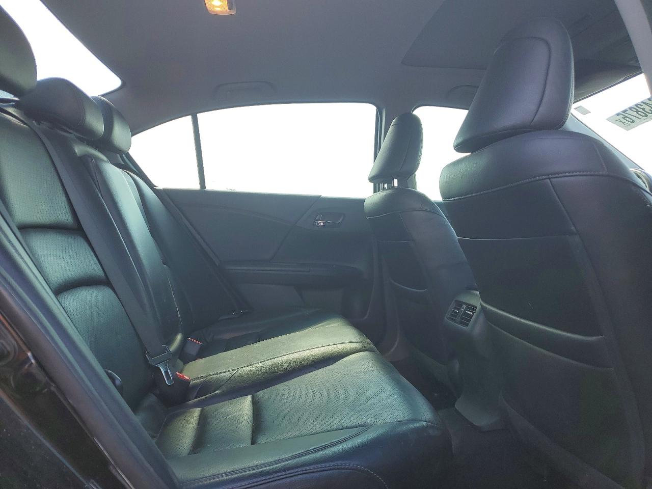 2016 Honda Accord Touring Black vin: 1HGCR3F94GA010546