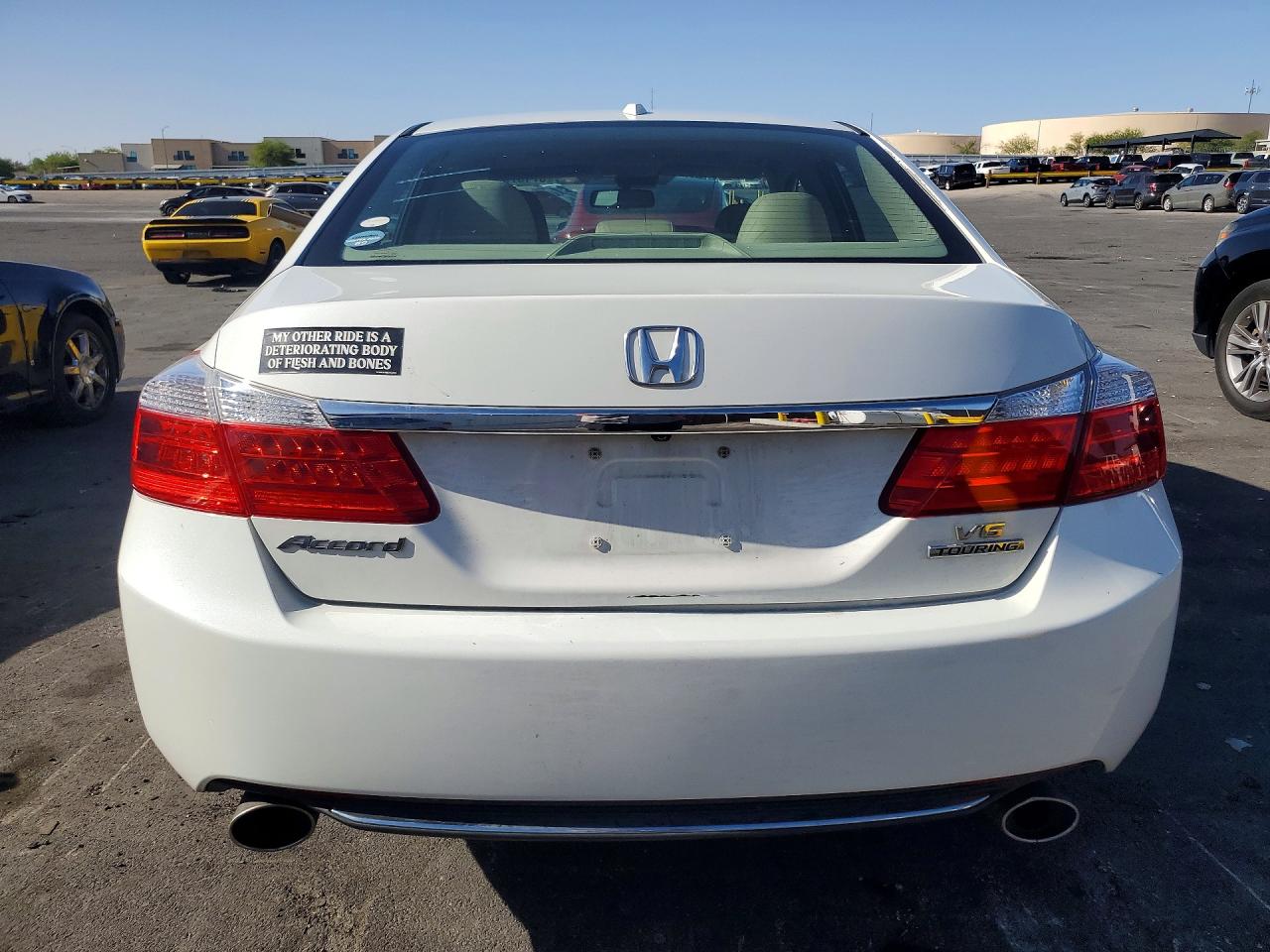 2013 Honda Accord Touring White vin: 1HGCR3F95DA010048