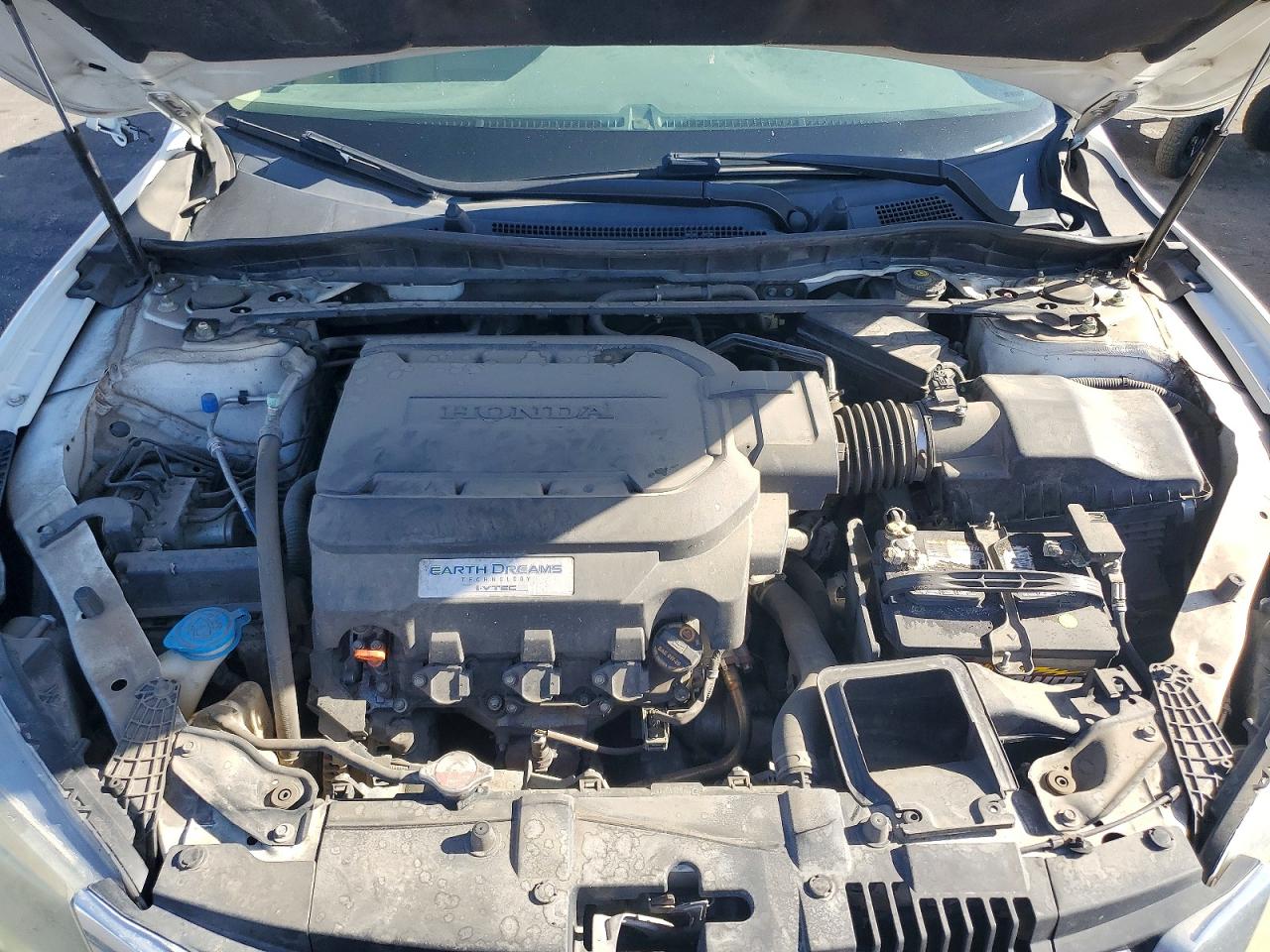 2013 Honda Accord Touring White vin: 1HGCR3F95DA010048