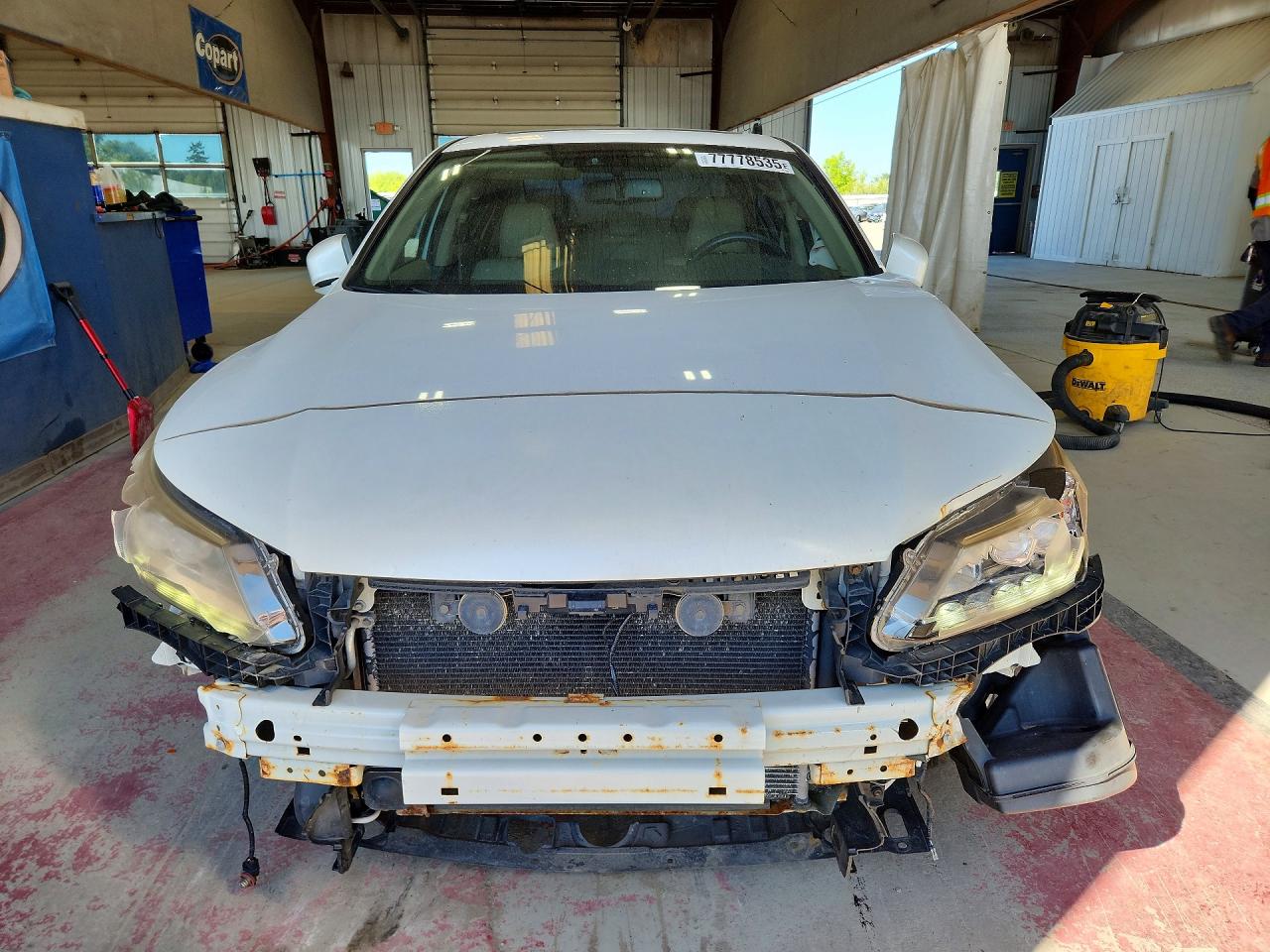 2014 Honda Accord Touring White vin: 1HGCR3F95EA030625