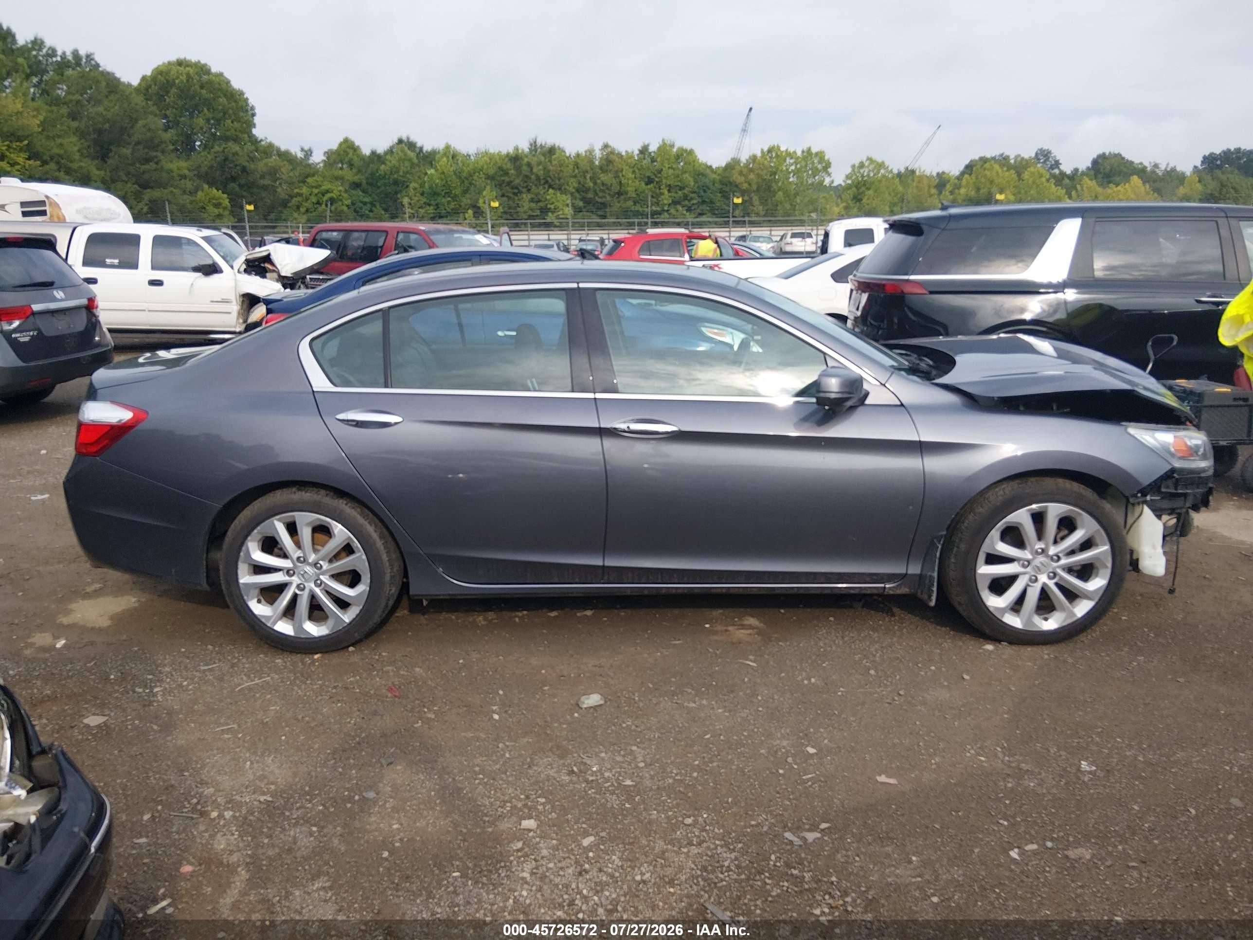 2015 Honda Accord Touring Silver vin: 1HGCR3F95FA801604
