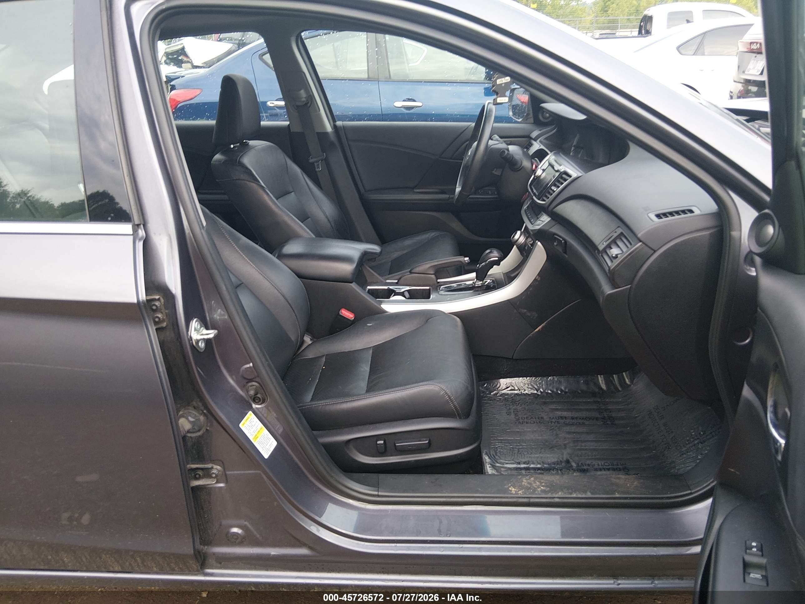 2015 Honda Accord Touring Silver vin: 1HGCR3F95FA801604