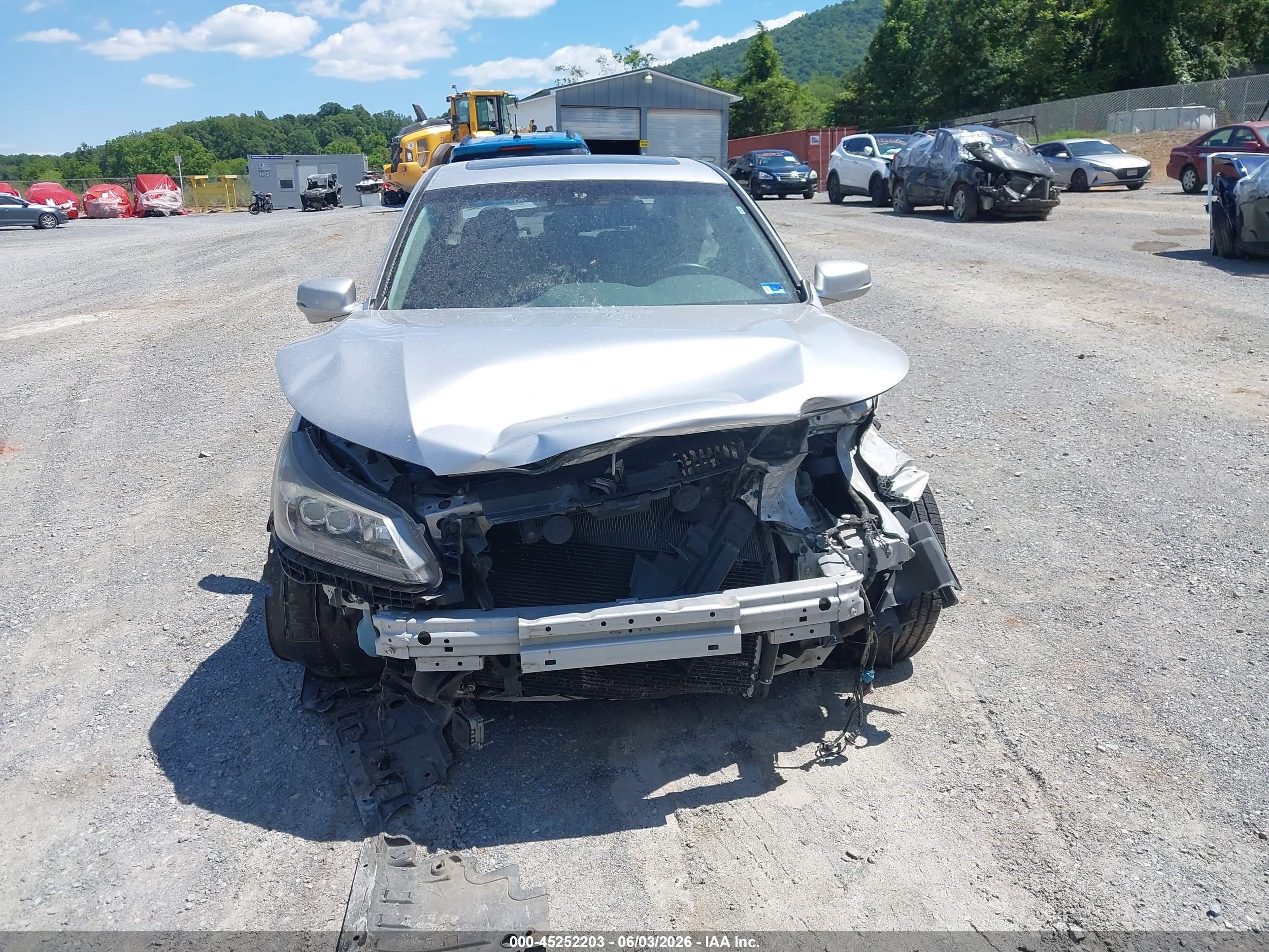 2013 Honda Accord Touring Silver vin: 1HGCR3F97DA020144