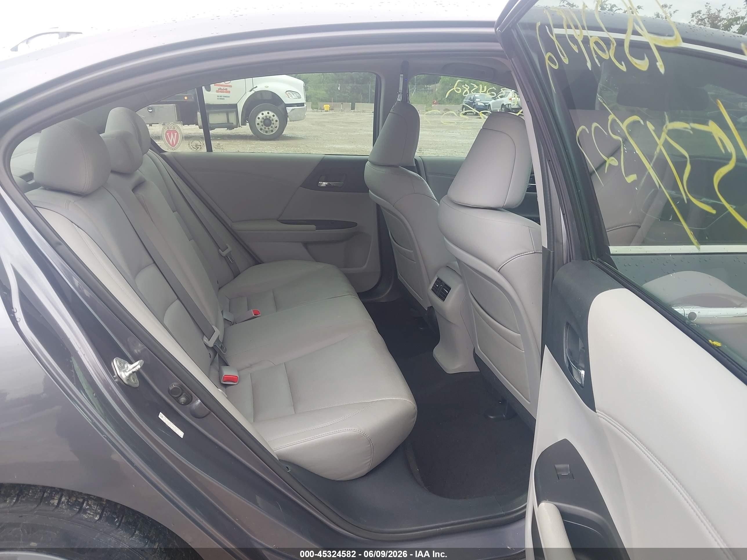 2013 Honda Accord Touring Gray vin: 1HGCR3F97DA033301
