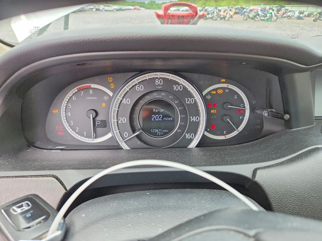 2015 Honda Accord Touring White vin: 1HGCR3F97FA011107
