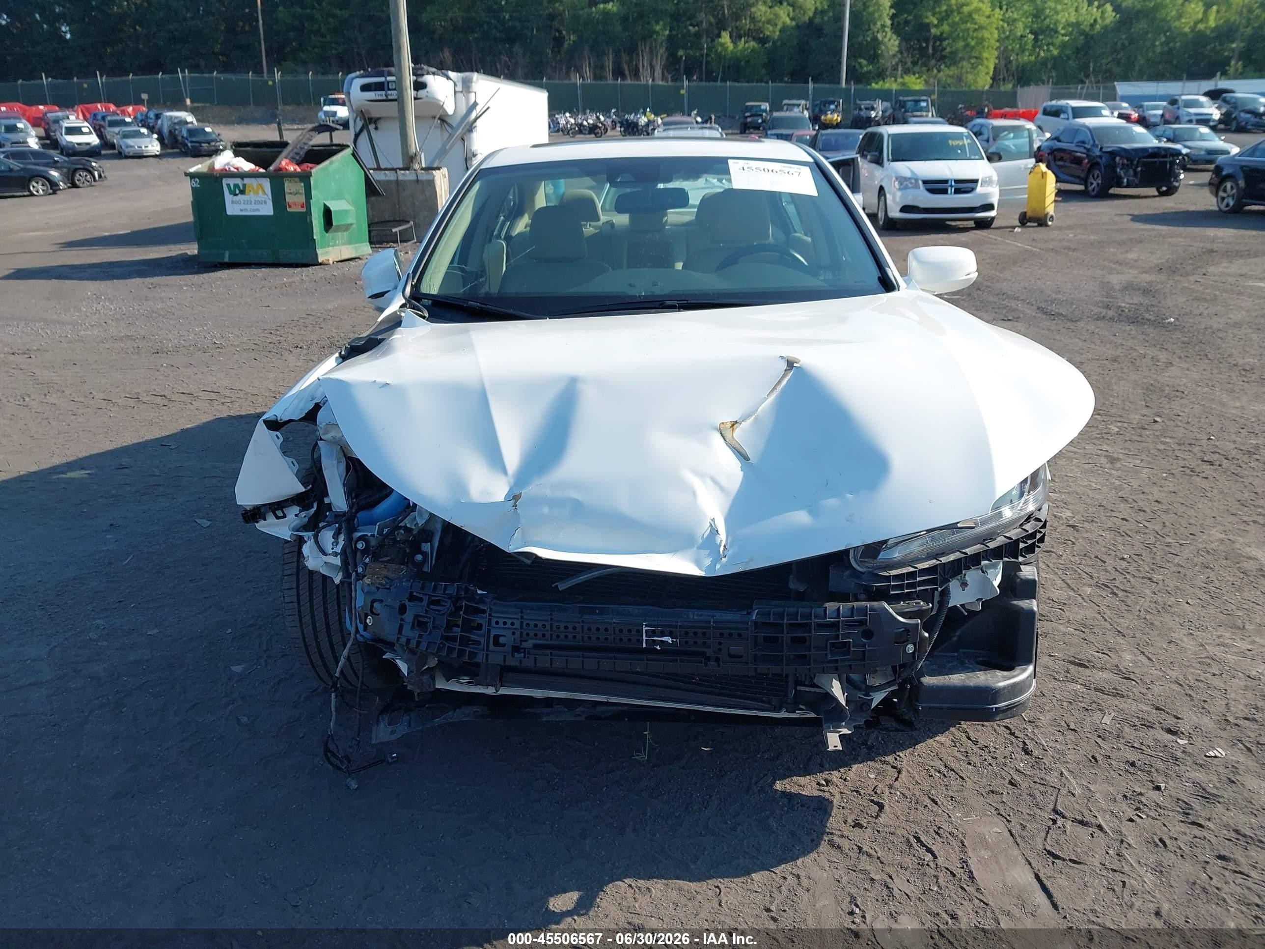 2015 Honda Accord Touring White vin: 1HGCR3F97FA018509
