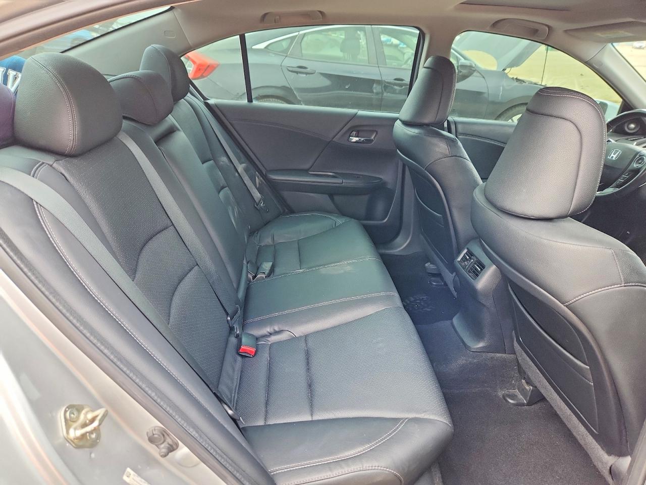 2013 Honda Accord Touring Silver vin: 1HGCR3F99DA047104