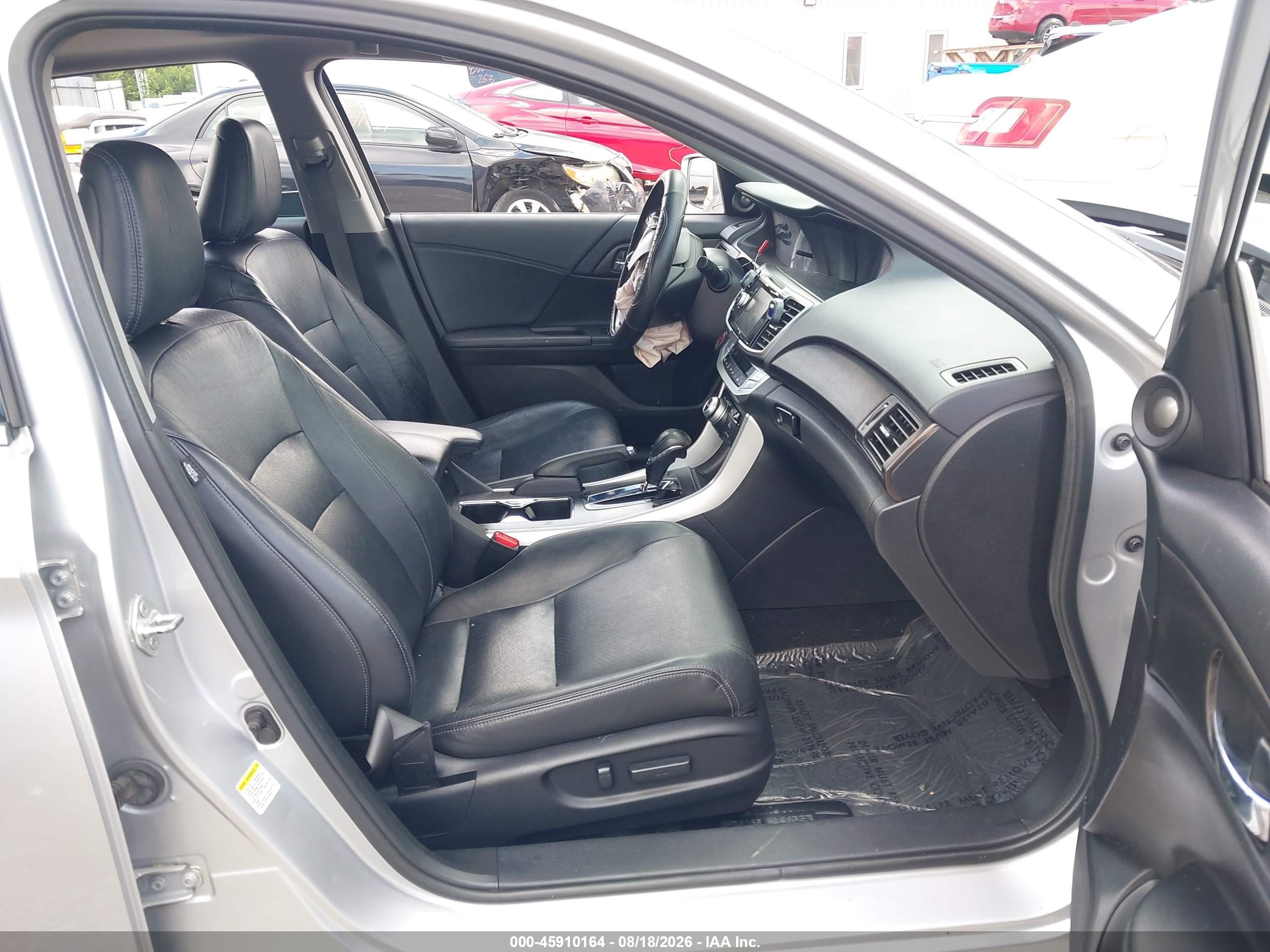 2014 Honda Accord Touring Silver vin: 1HGCR3F99EA010670