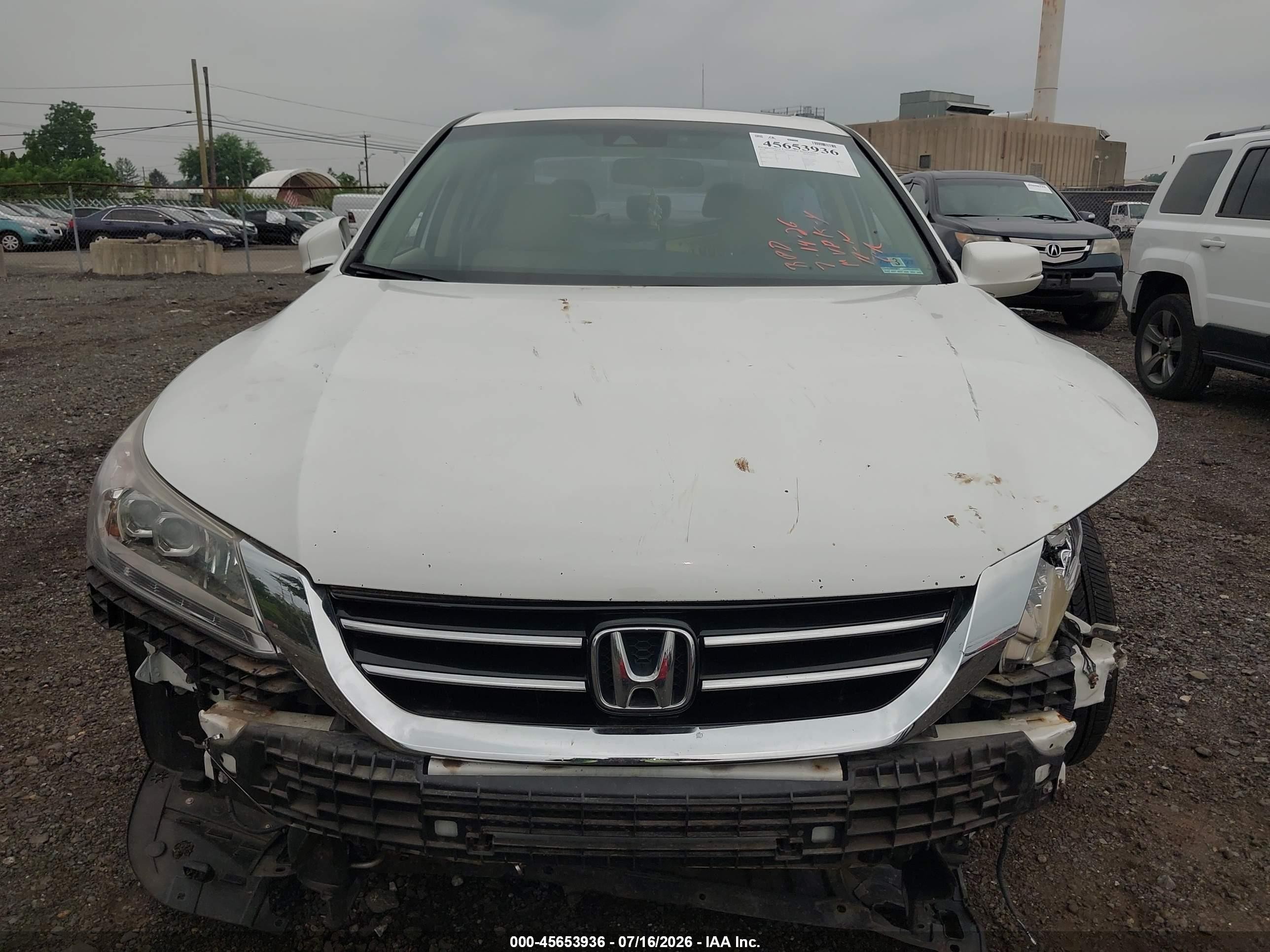 2014 Honda Accord Touring White vin: 1HGCR3F99EA012743