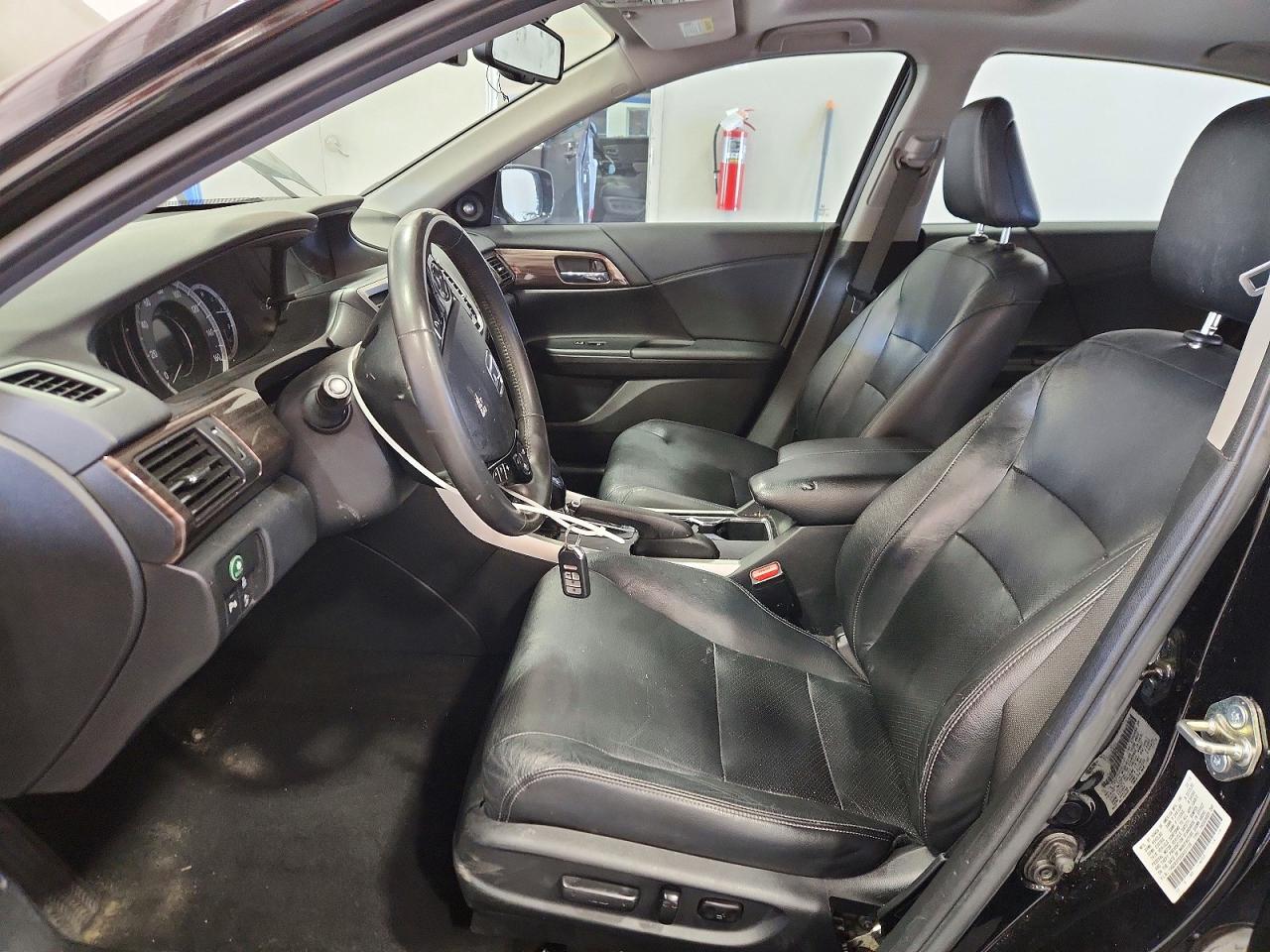 2016 Honda Accord 2d Ex Black vin: 1HGCR3F99GA021106