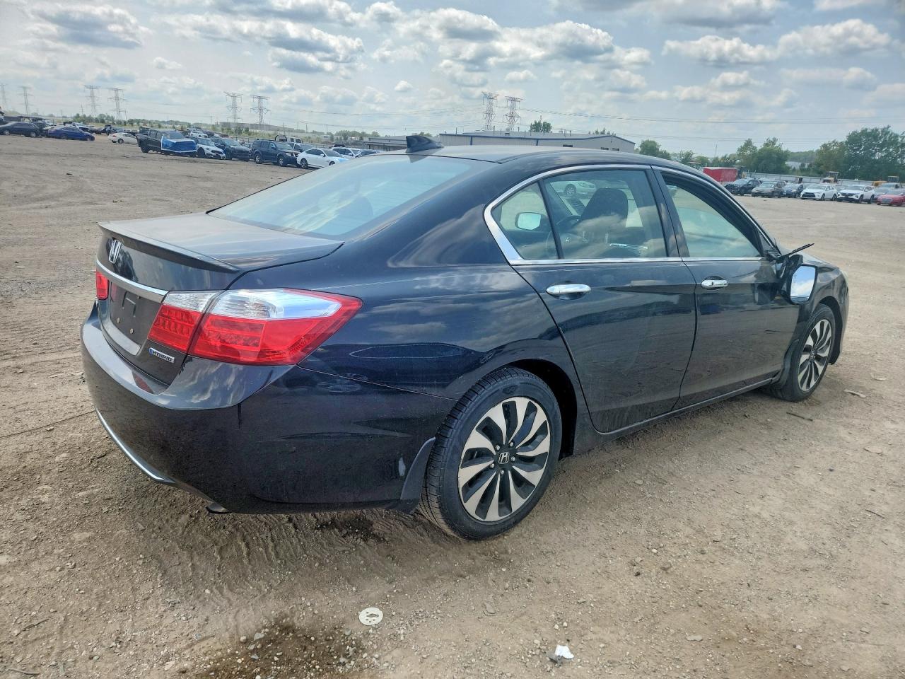 2015 Honda Accord Hybrid Черный vin: 1HGCR6F32FA002618