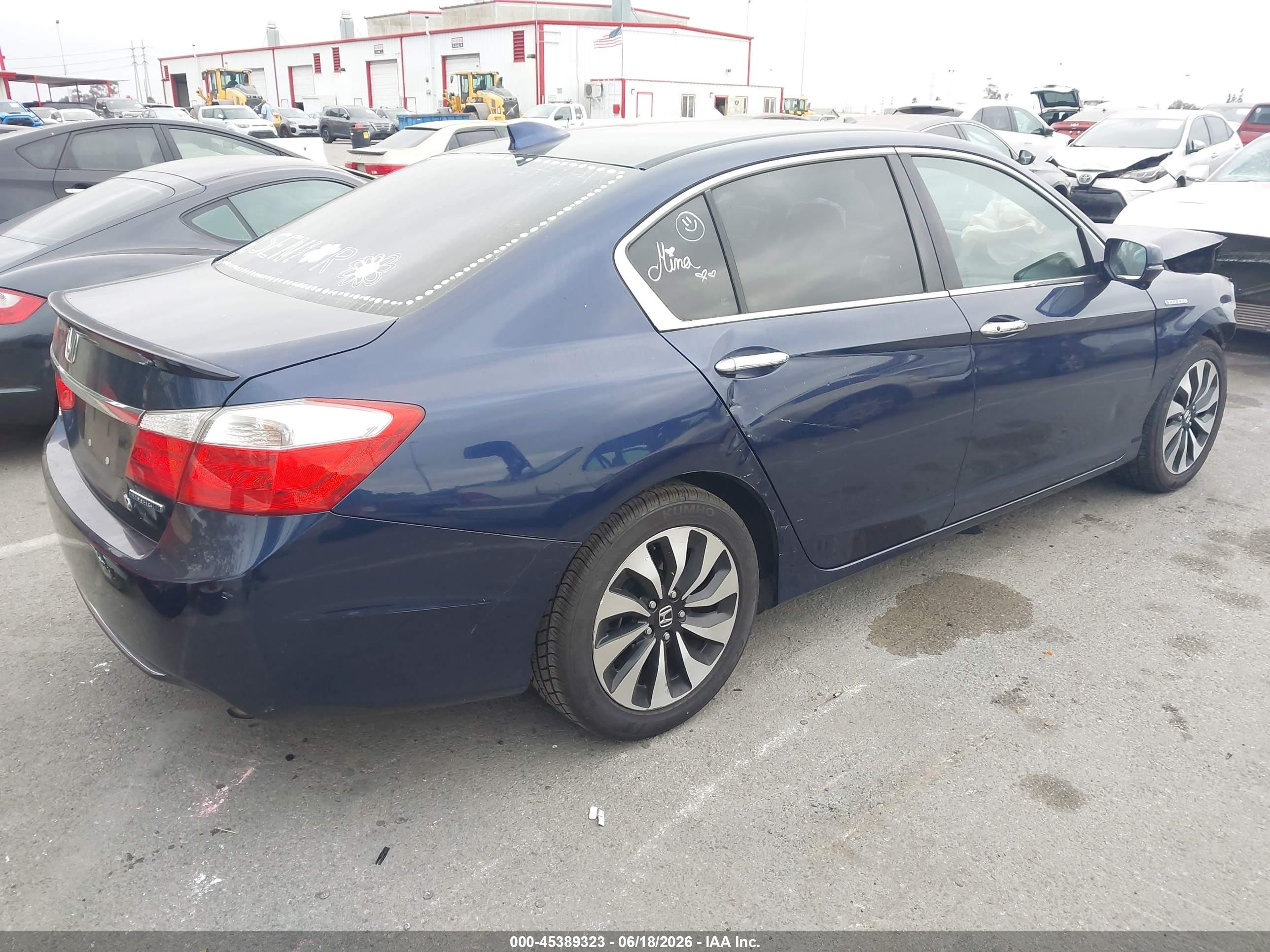2015 Honda Accord Hybrid   Blue vin: 1HGCR6F32FA010749
