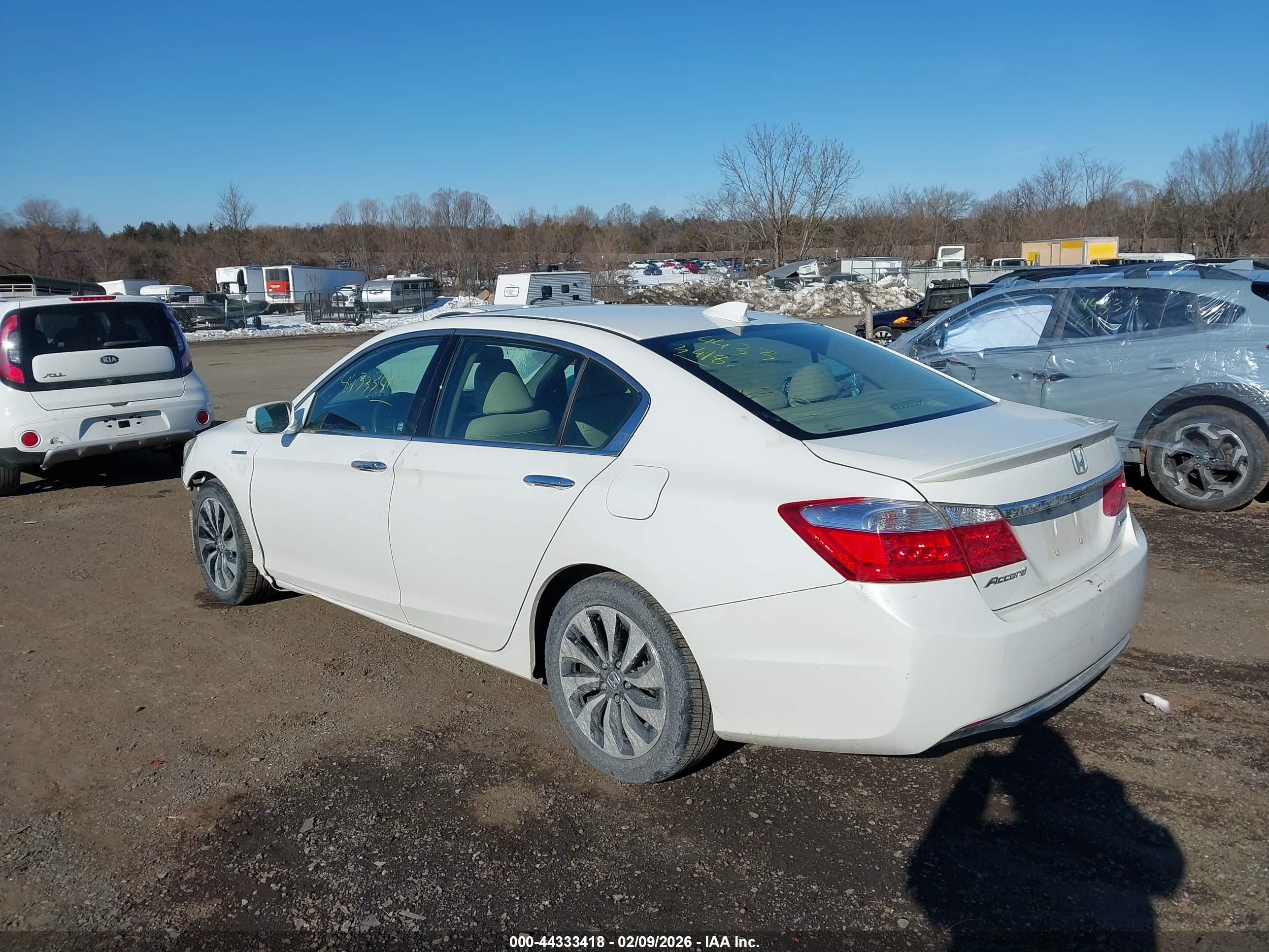 2015 Honda Accord Hybrid Ex-l White vin: 1HGCR6F53FA006548